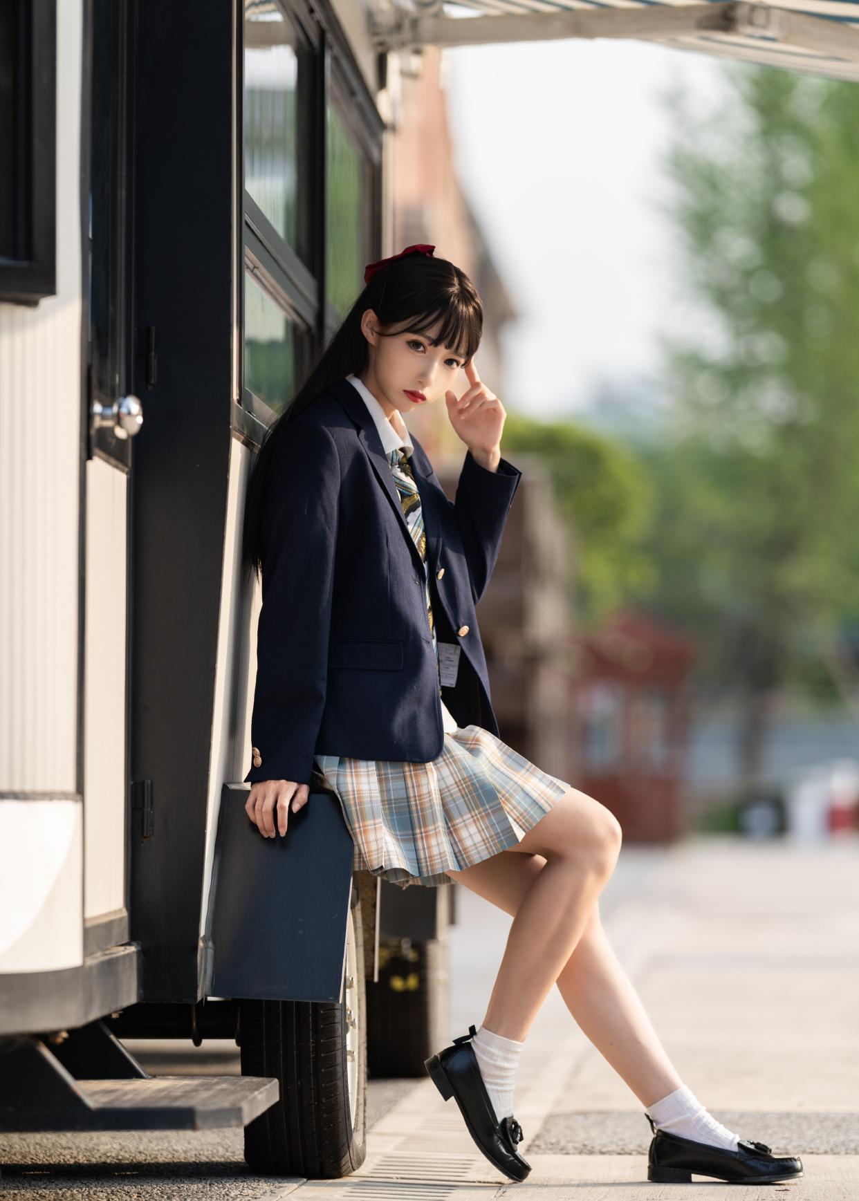 cosplay:想看一次你穿jk制服的样子,喜欢你逆着光仍然眺望的眼神