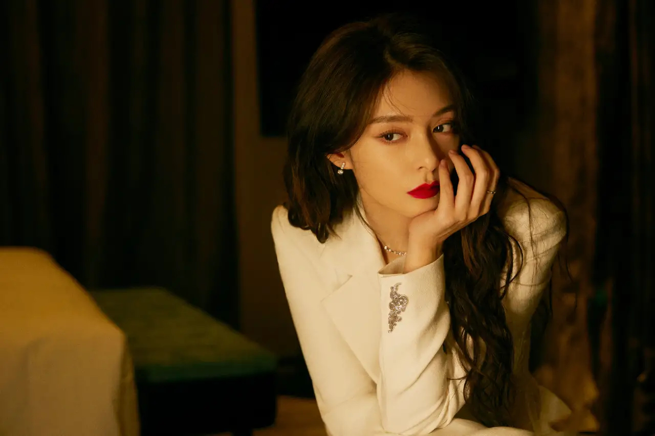 被傅菁惊艳到了,哪种风格造型都能美出新高度