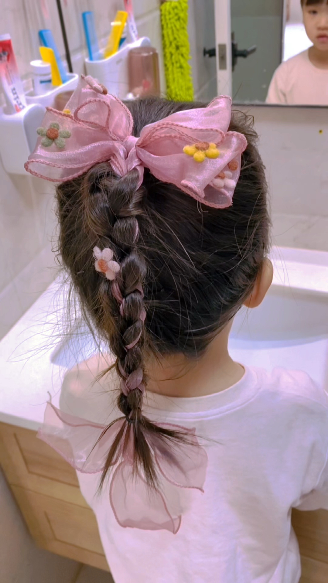 "3d立体感"麻花辫四股编发发型-度小视