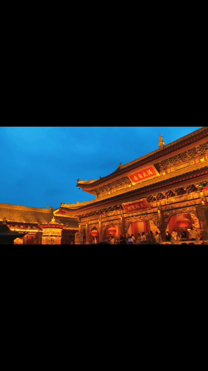 美到窒息的五台山广化寺夜景