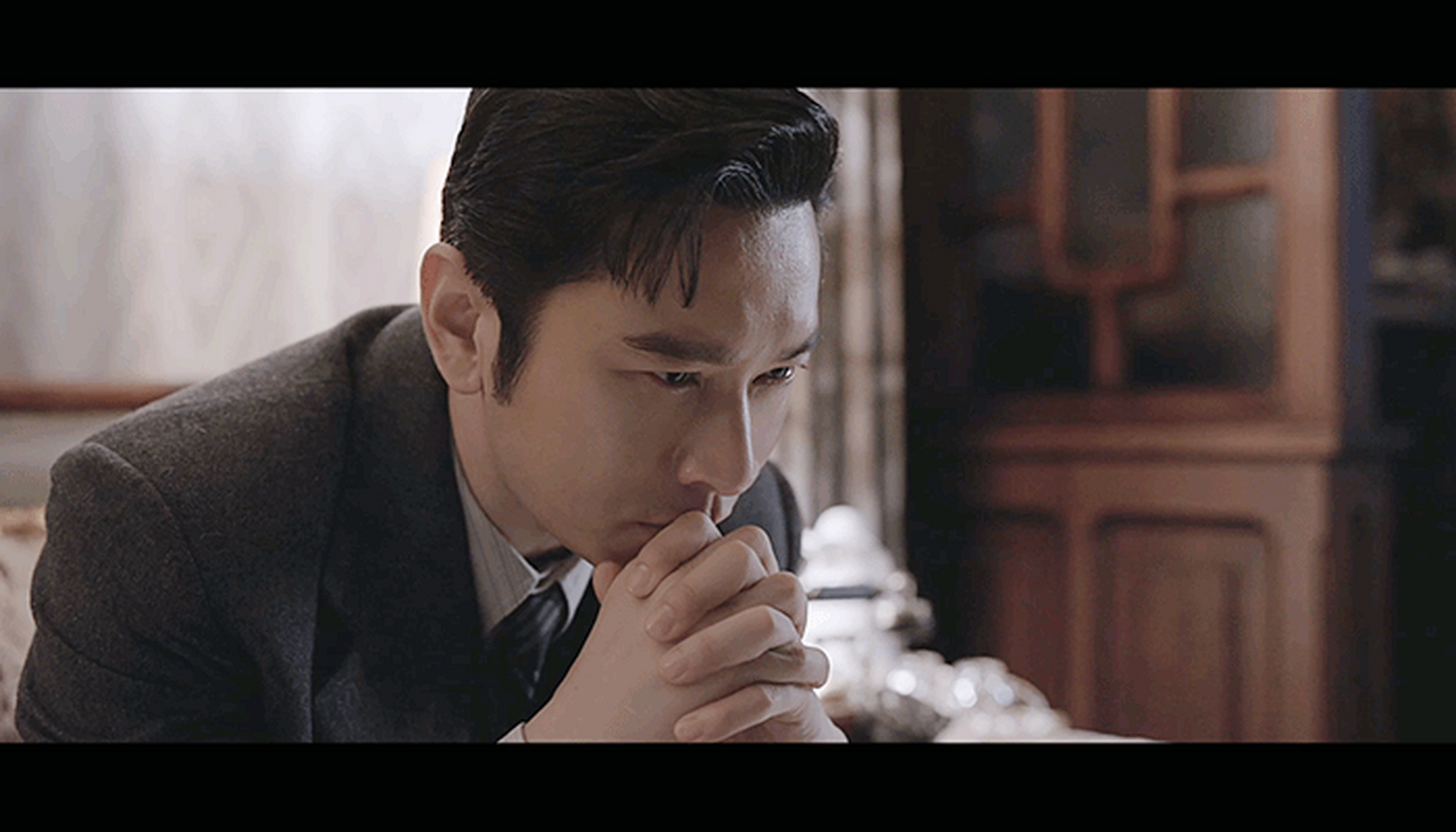 黄晓明新剧《潜行者》状态对我眼睛很友好[挤眼][666]