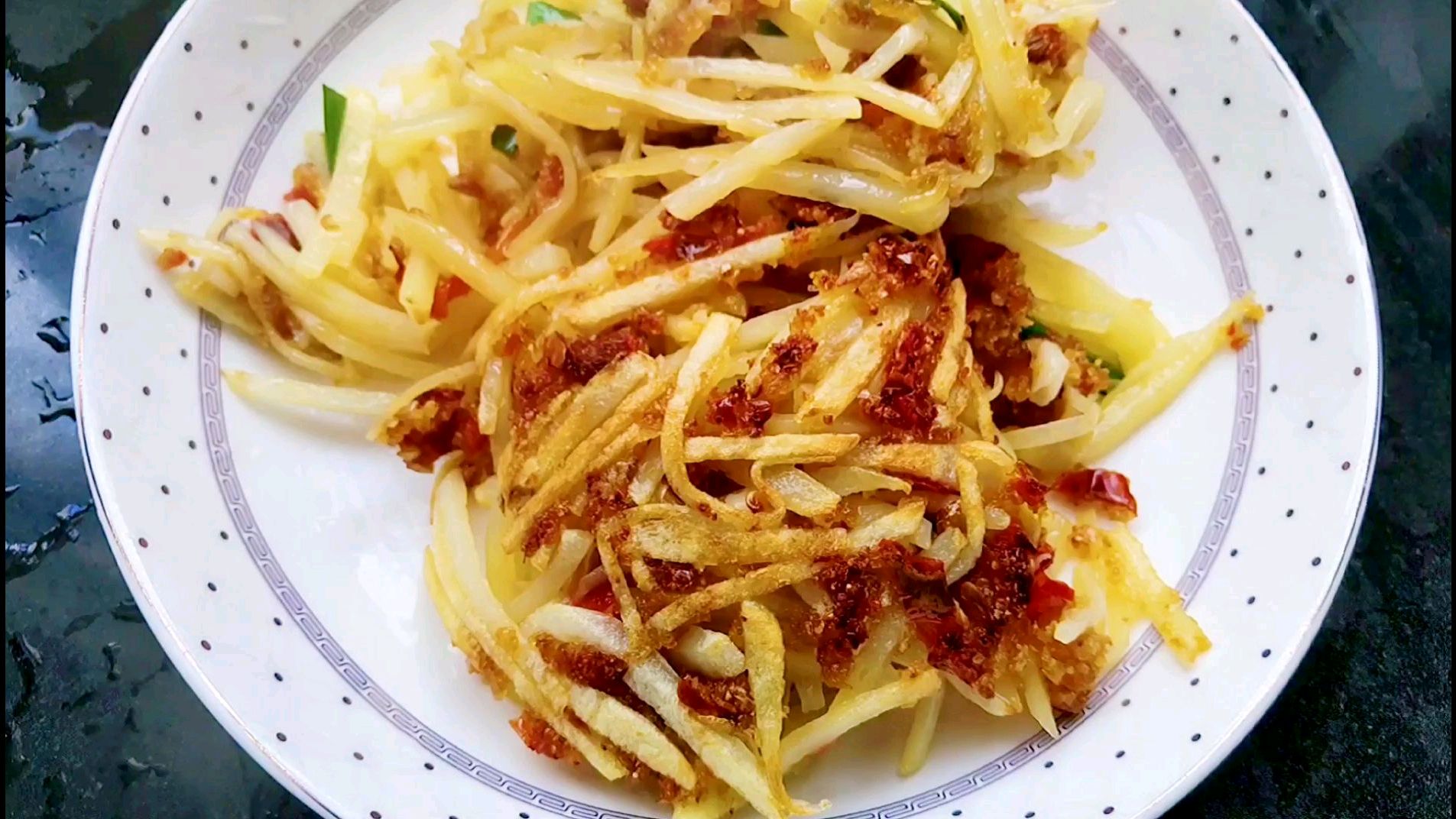 一起来看看吧,超级美味的土豆丝,农家味十足的土豆丝
