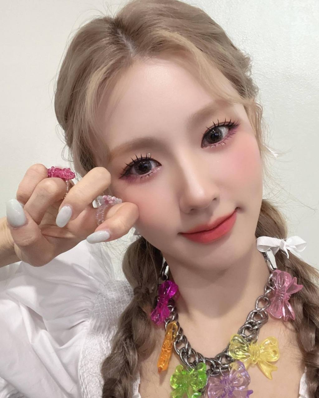 赵美延自拍九宫格(2)