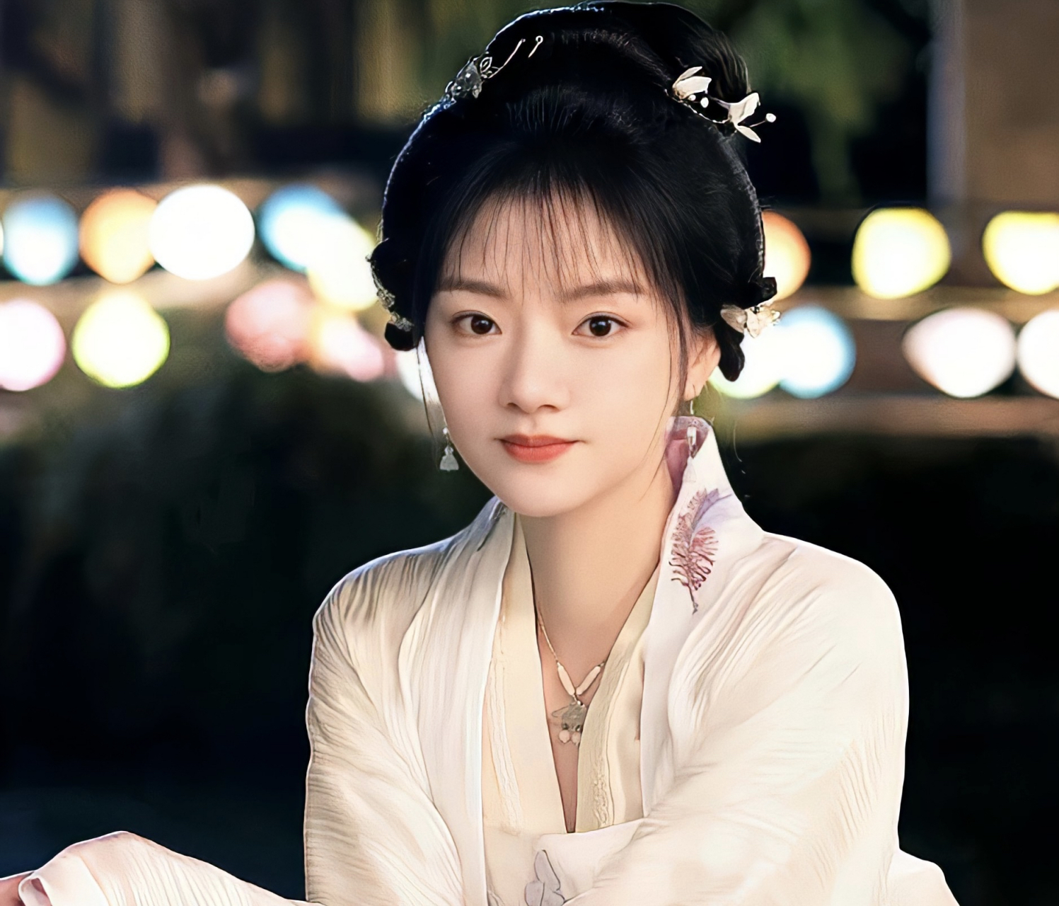 建议任敏少上综艺,多拍戏或者多跳舞,作为一个演员就