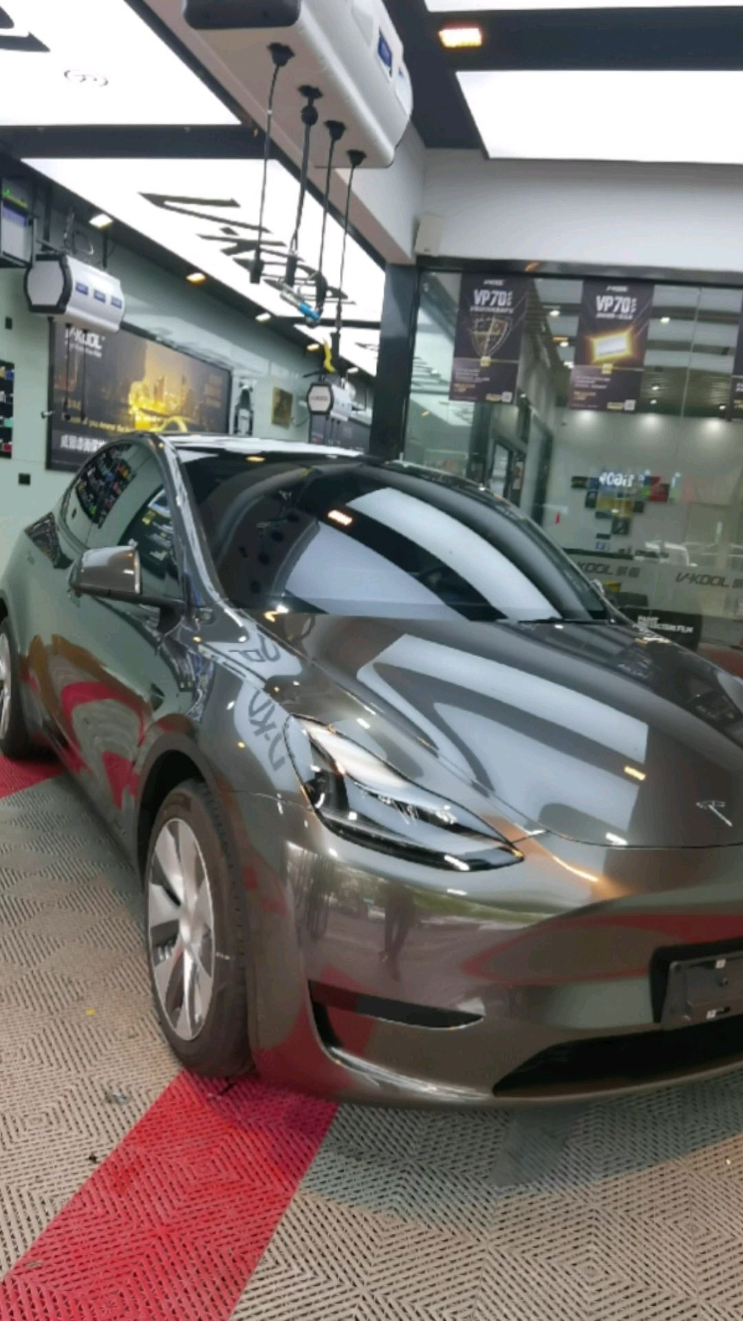 特斯拉汽车改色贴膜液态金属钨钢改色膜威固昆山旗舰店专业装贴