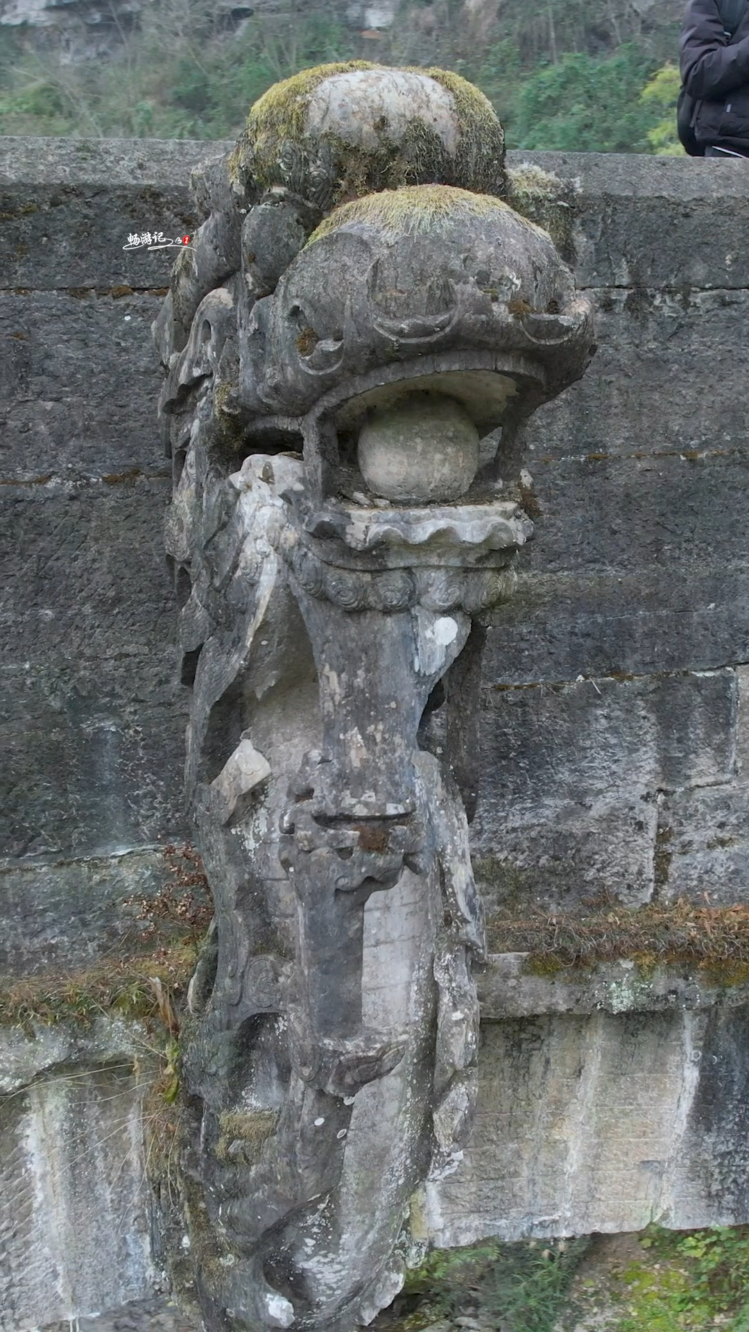 渝黔茶马吉道必经之桥南川石梁桥,建于光绪立十三年桥梁造型宏伟,龙头