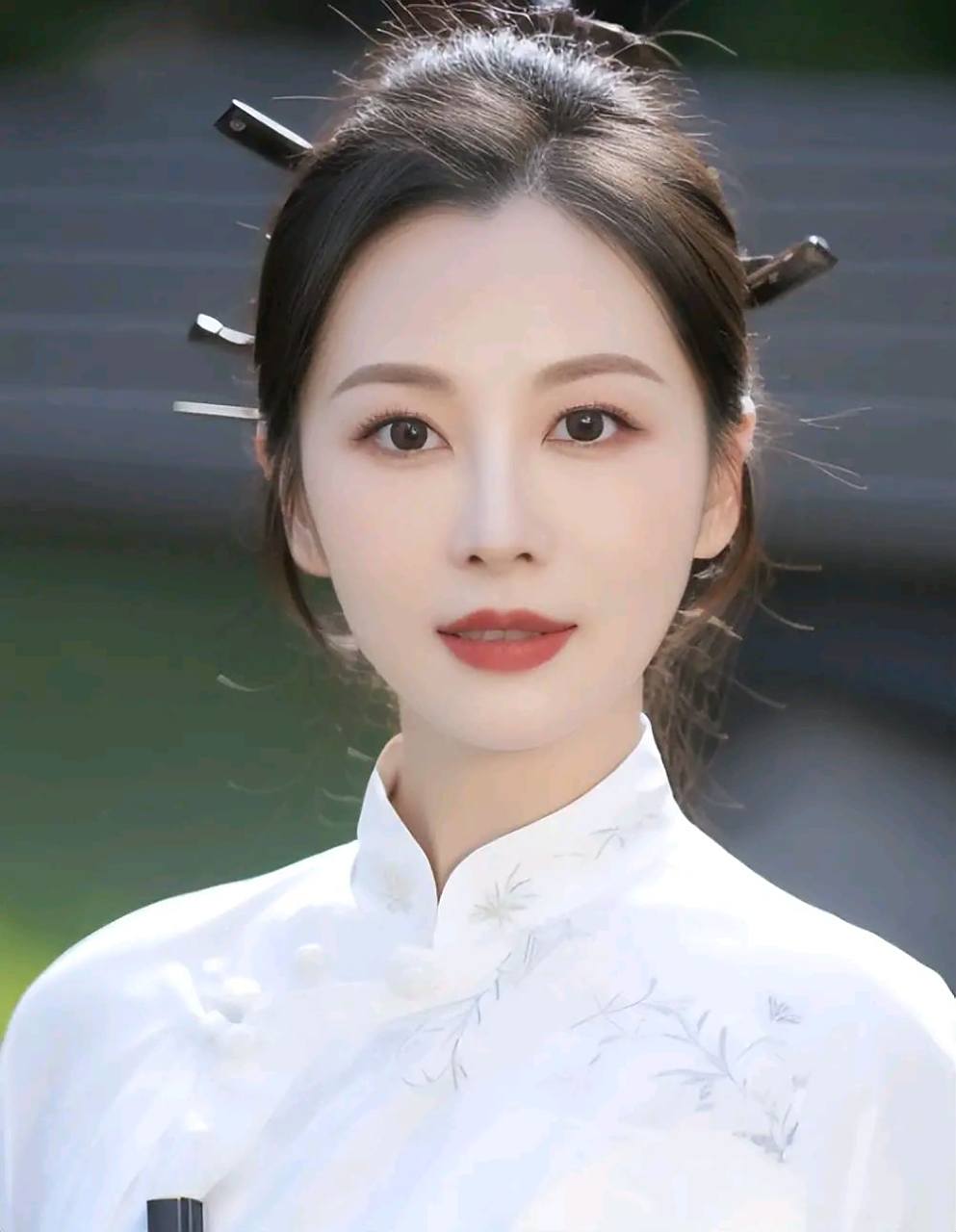 云核变量集团美女刘夏火爆全网,从审美的角度看,颜值能打几分?