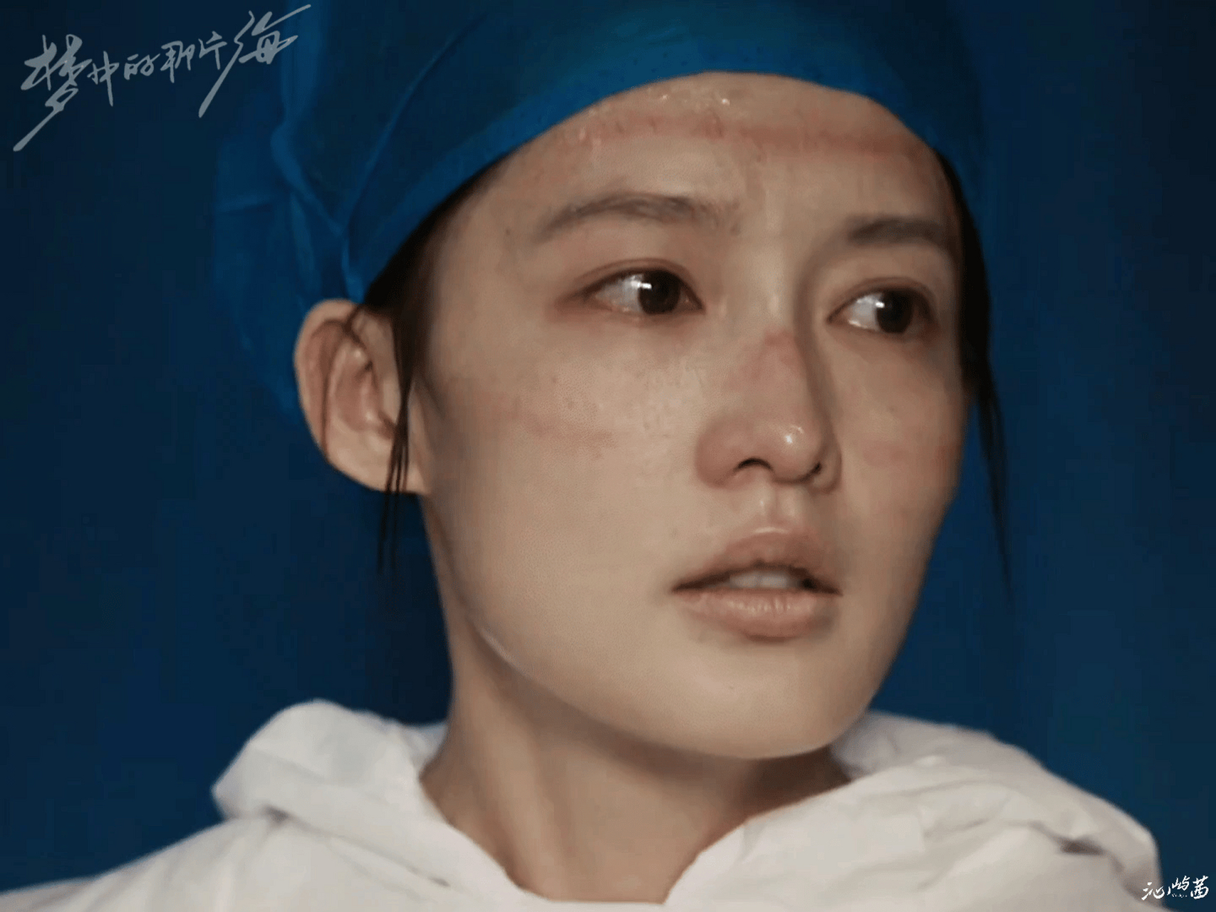 看了李沁哭戏,她有着与众不同的感染力,对细节拿捏精准,的确很让人很