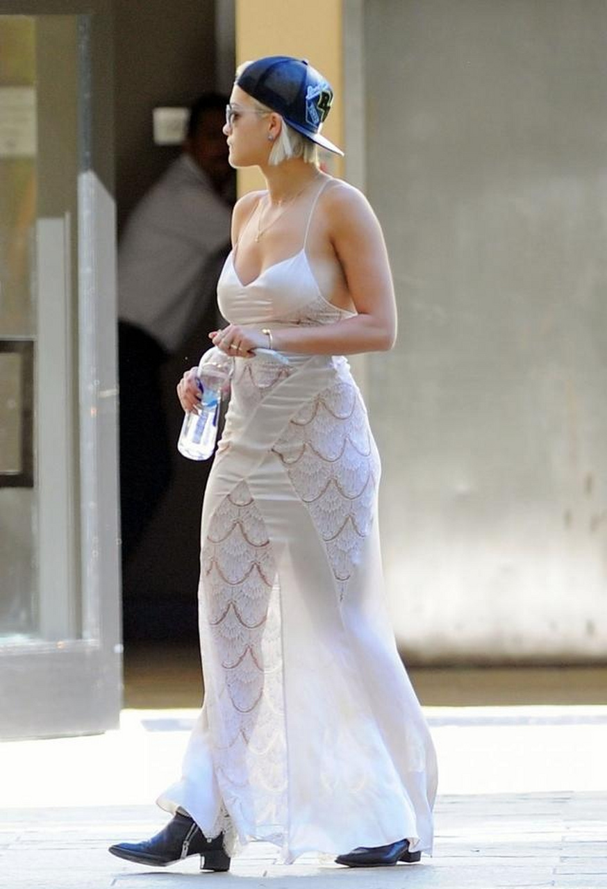 英国歌手瑞塔·奥拉(rita ora)(a).