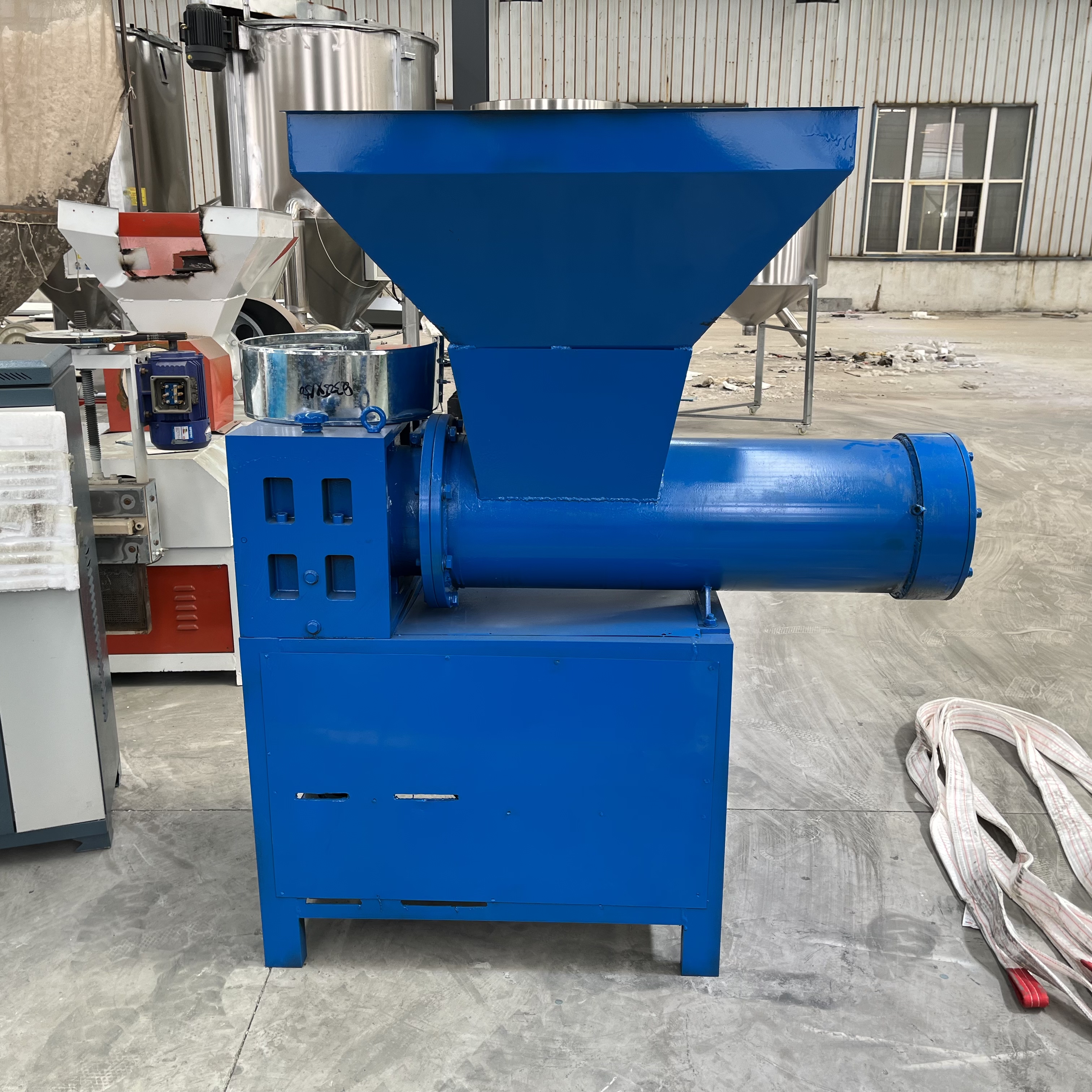 废旧泡沫造粒机细节