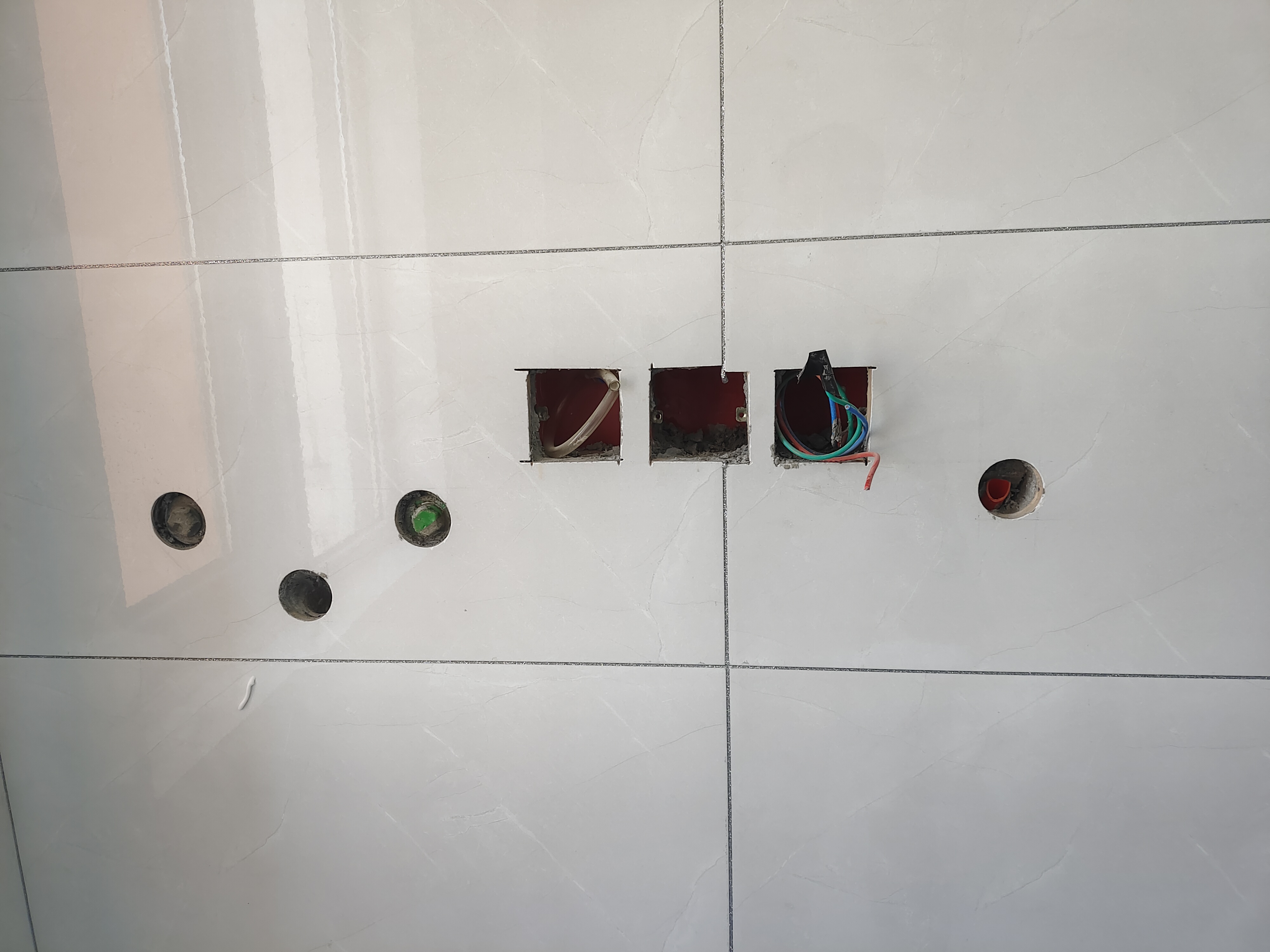 装修之插座安装