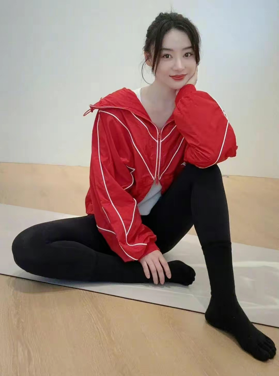 袁姗姗健身瘦身动作图片