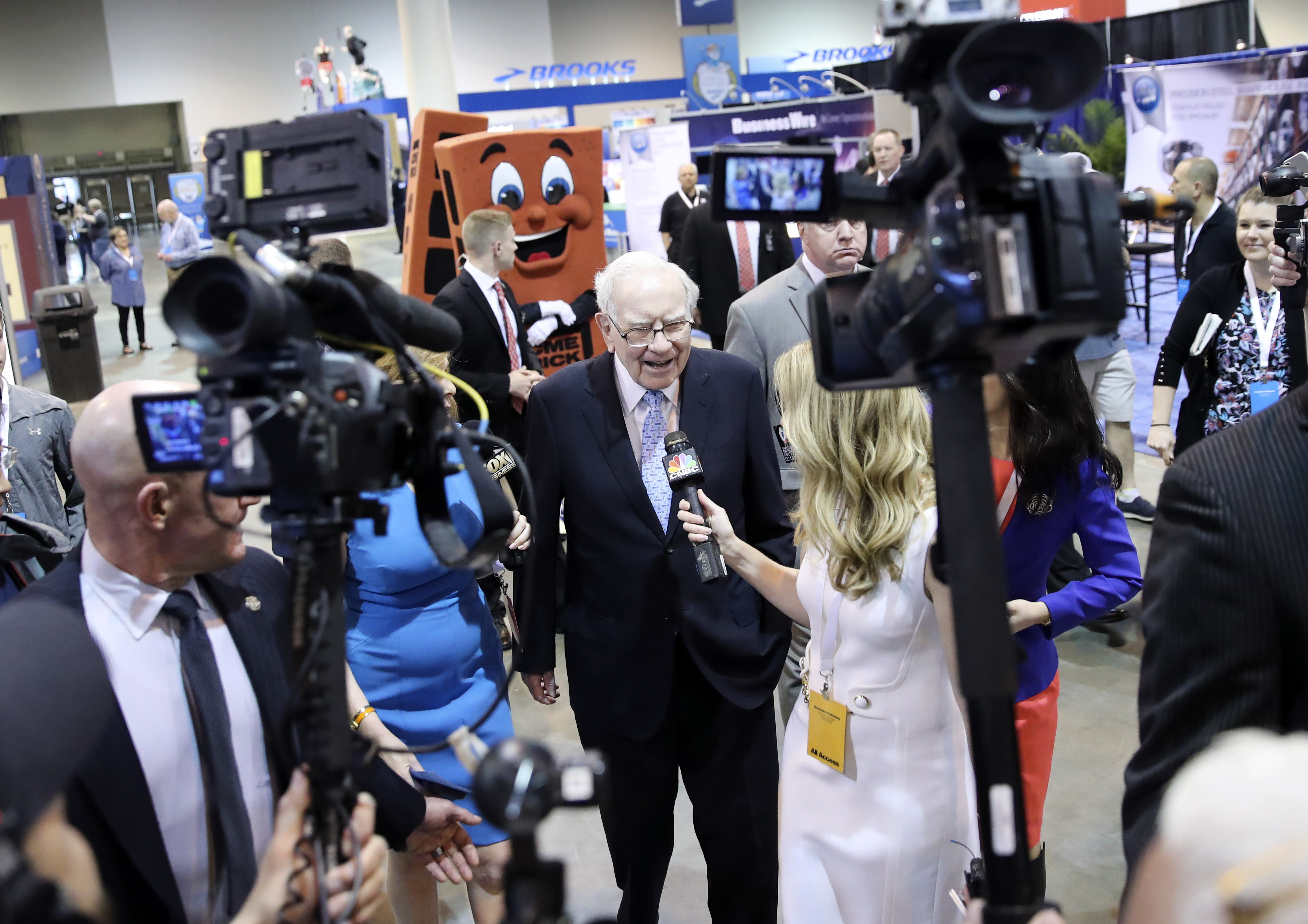 磐石永盛北京投资基金管理有限公司伯克希尔减持苹果