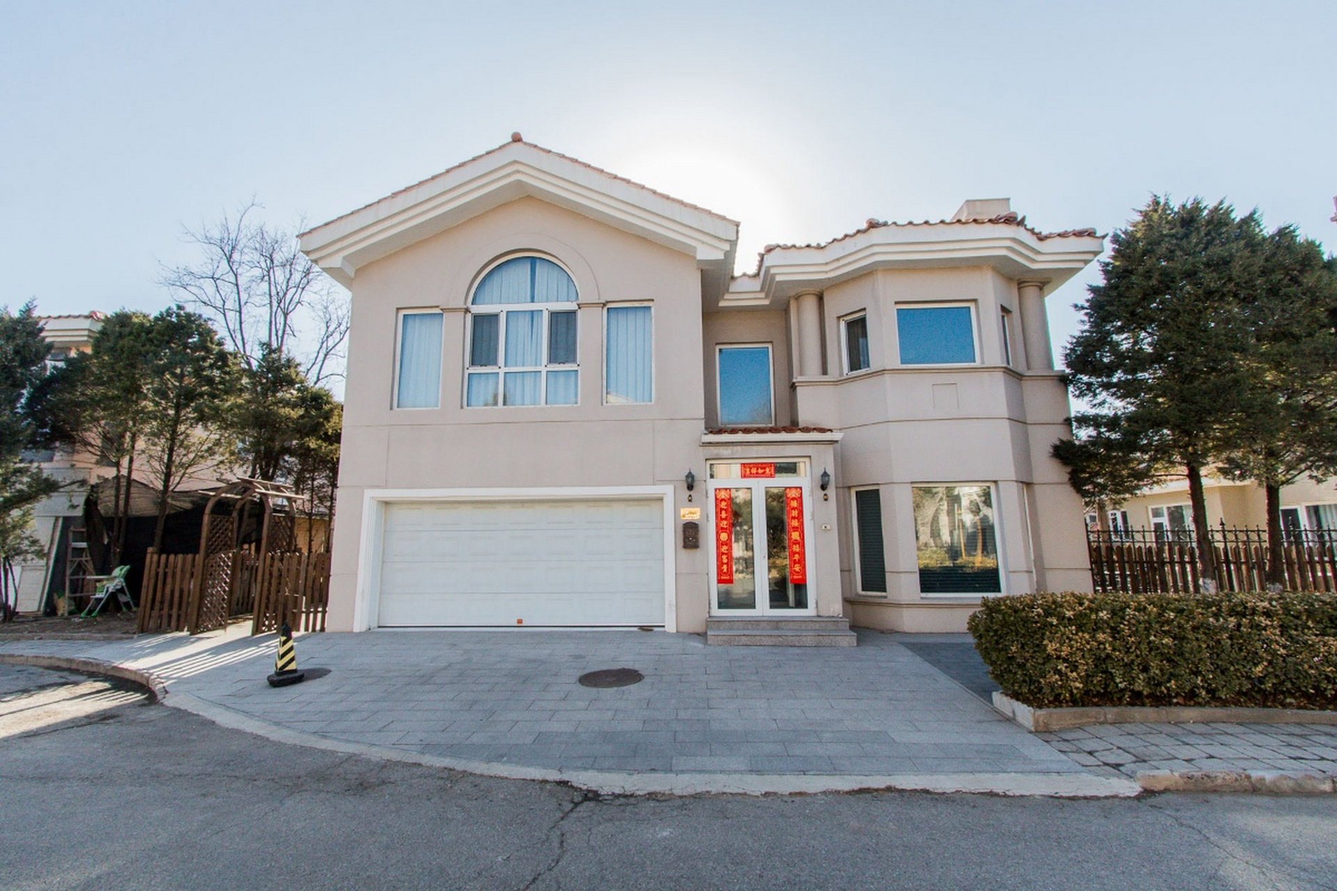 裕京花园020202好房出租 使用350平,5室3厅3卫 全房地暖,新风