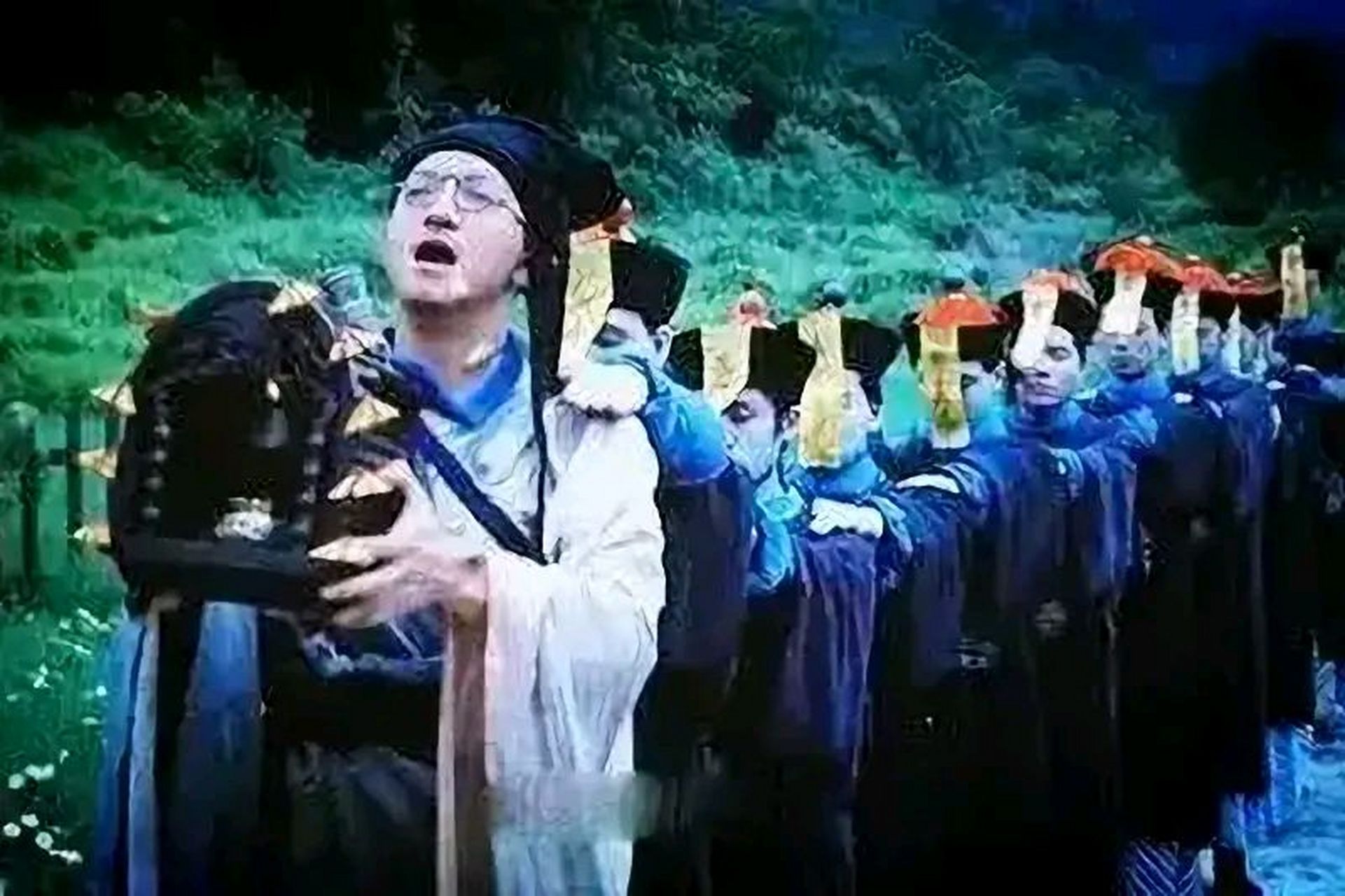 来看看最后一位赶尸人的三大法宝.