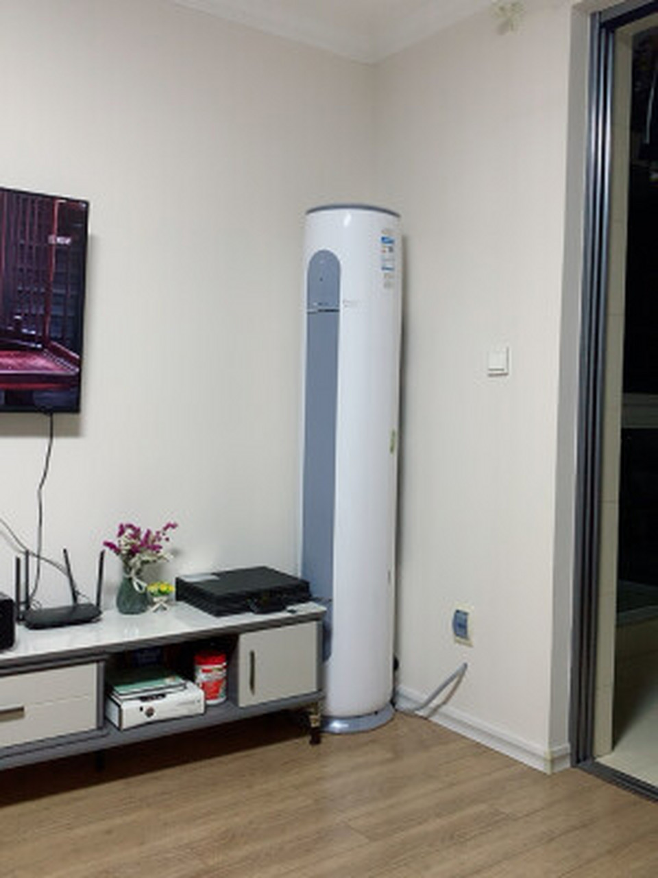 格力云锦2和云逸区别,格力柜式云锦与云逸有什么区别  格力云逸2其实