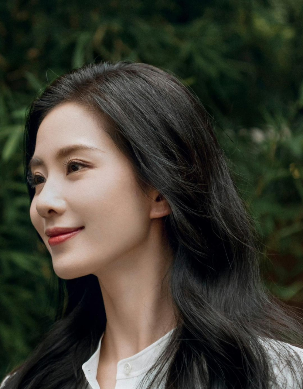 刘诗诗这组照片,秋日白色穿搭,优雅唯美,气质如兰.