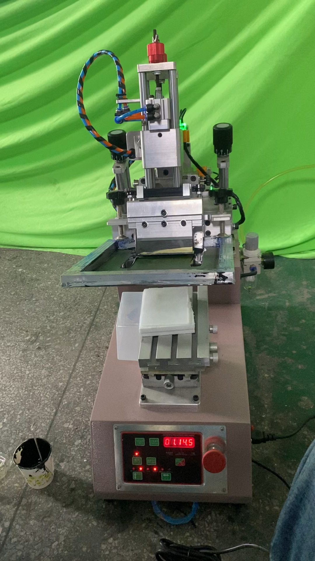 广州市丝印机厂家圆面滚印机平圆两用丝网印刷机东莞万峰印刷机械余生