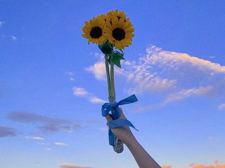 《深渊女神》"我身处深渊,但是会遇见你"