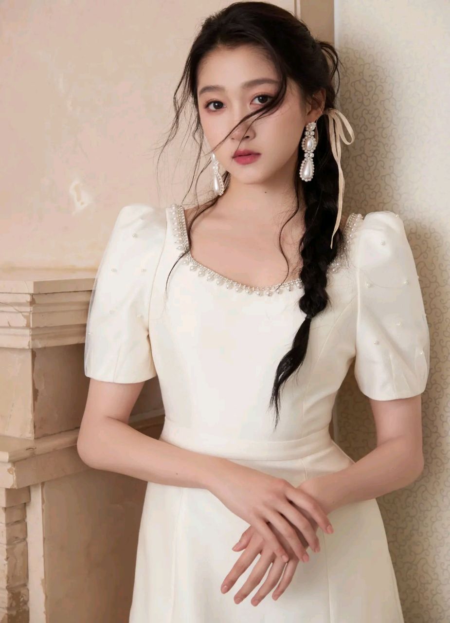 关晓彤甜美麻花辫造型#一眼沦陷# #惊艳瞬间# #娱乐八卦