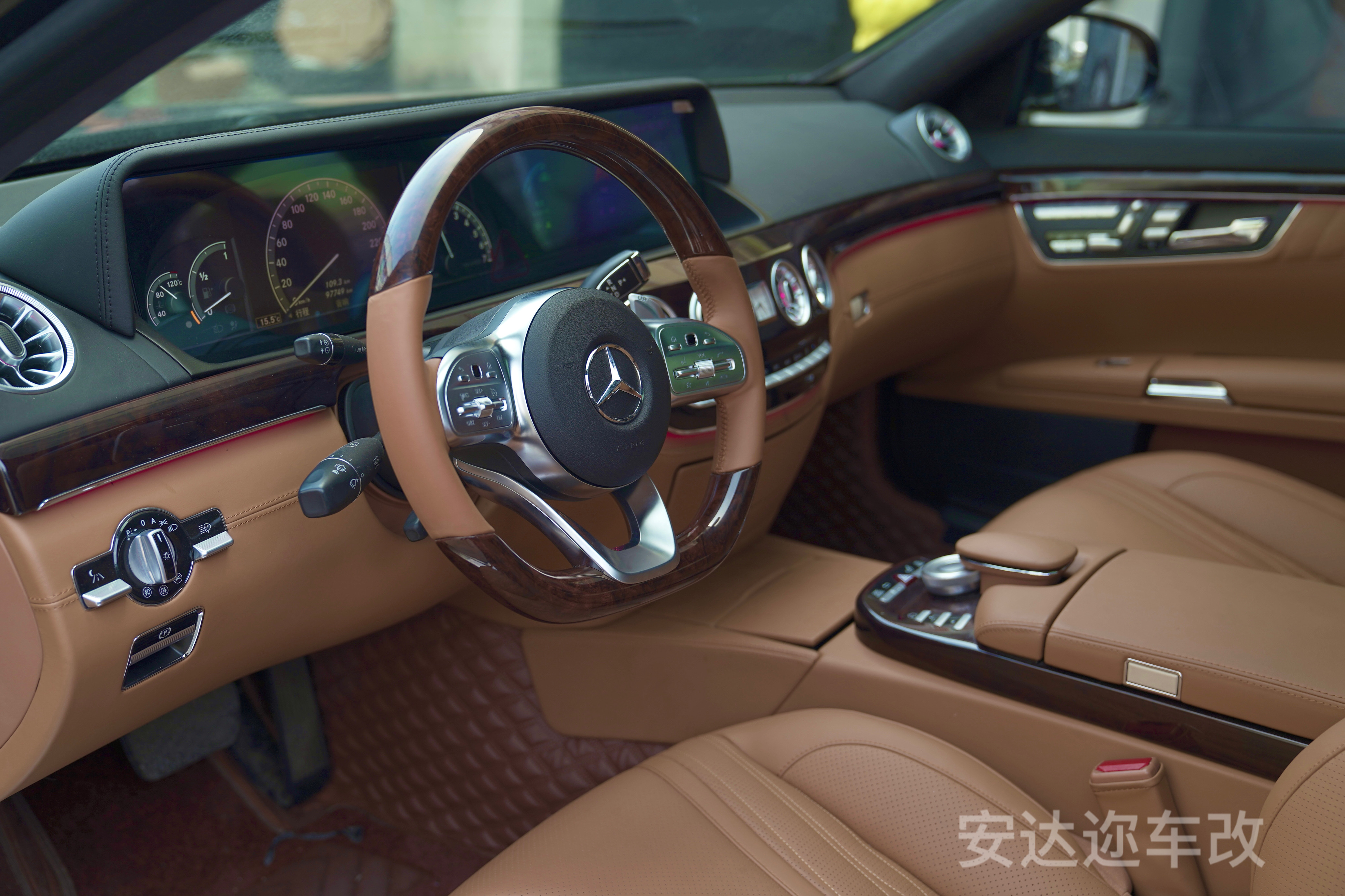 奔驰s221老款改装新款222迈巴赫