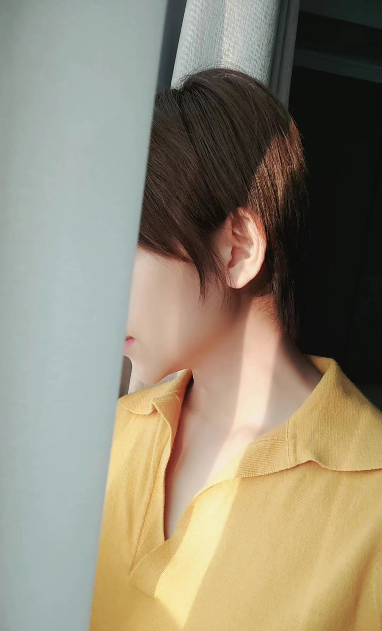 短发也是很美呢#解惠清 广告代言约起来吧