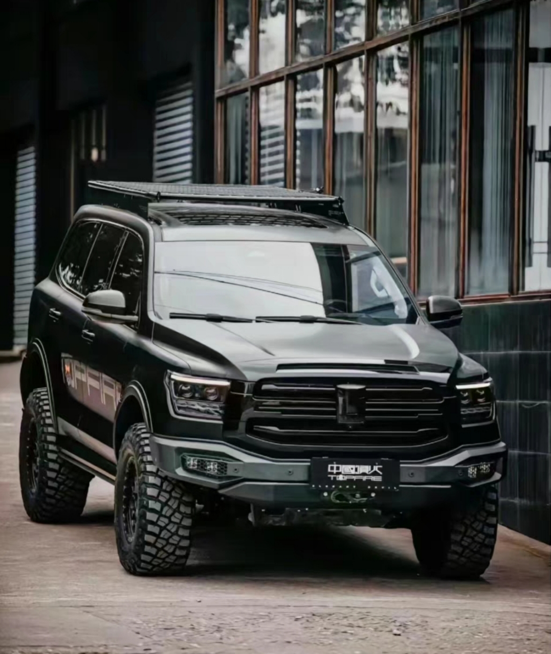 坦克500黑武士版本,非常时尚,和坦克300一样,长城的硬派越野车官方