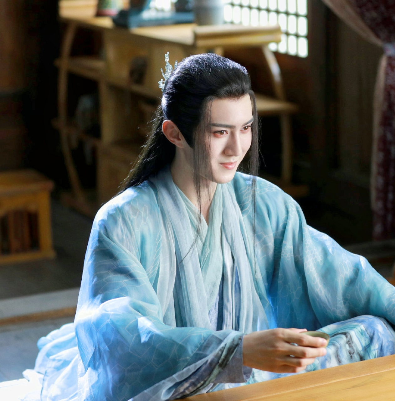 这部剧的女主竟然叫齐葩,不仅是公主还是兽族王妃,可是她好像不太喜欢