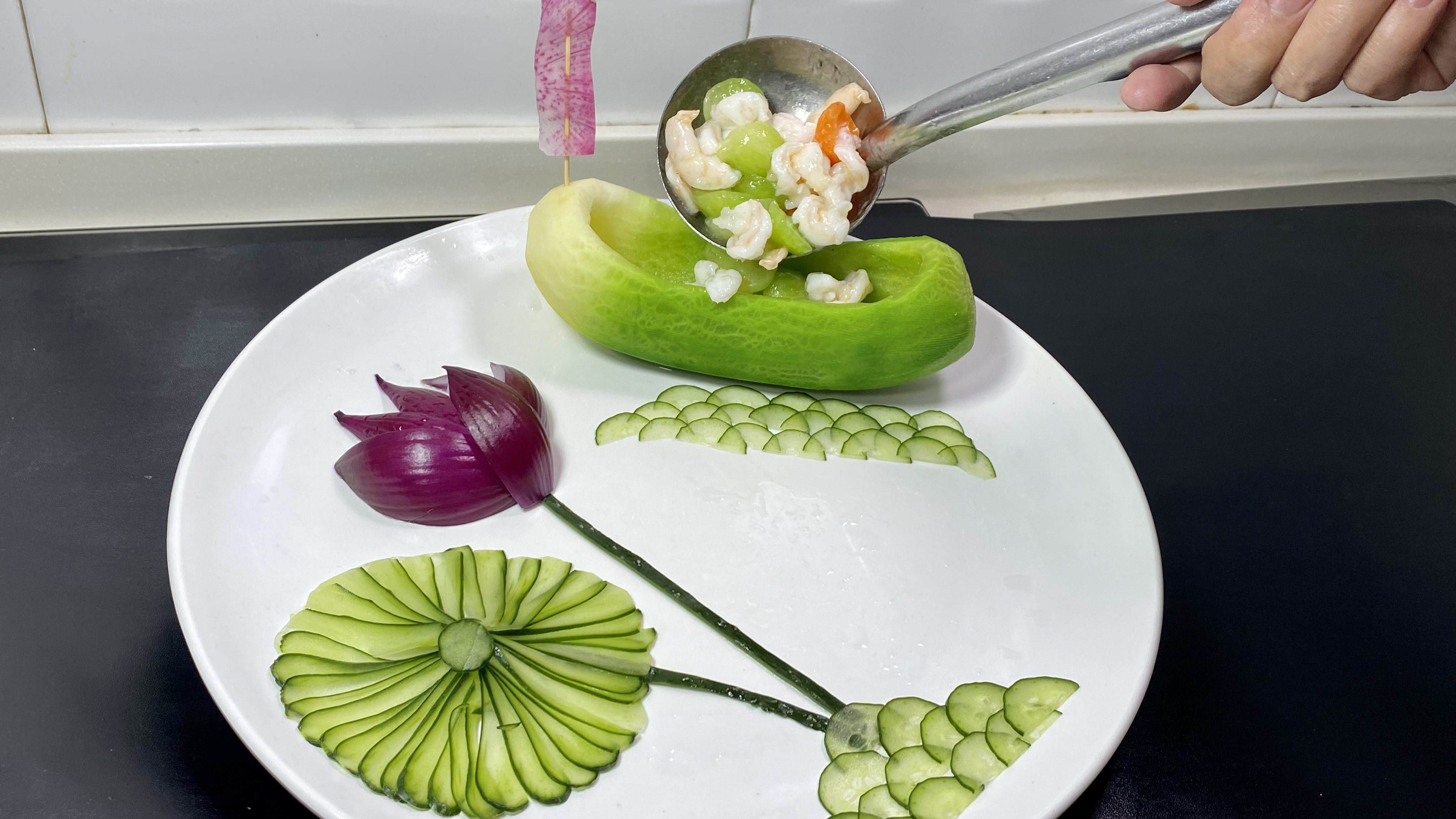 年夜饭寓意菜一帆风顺,寓意新的一年诸事都顺风顺水