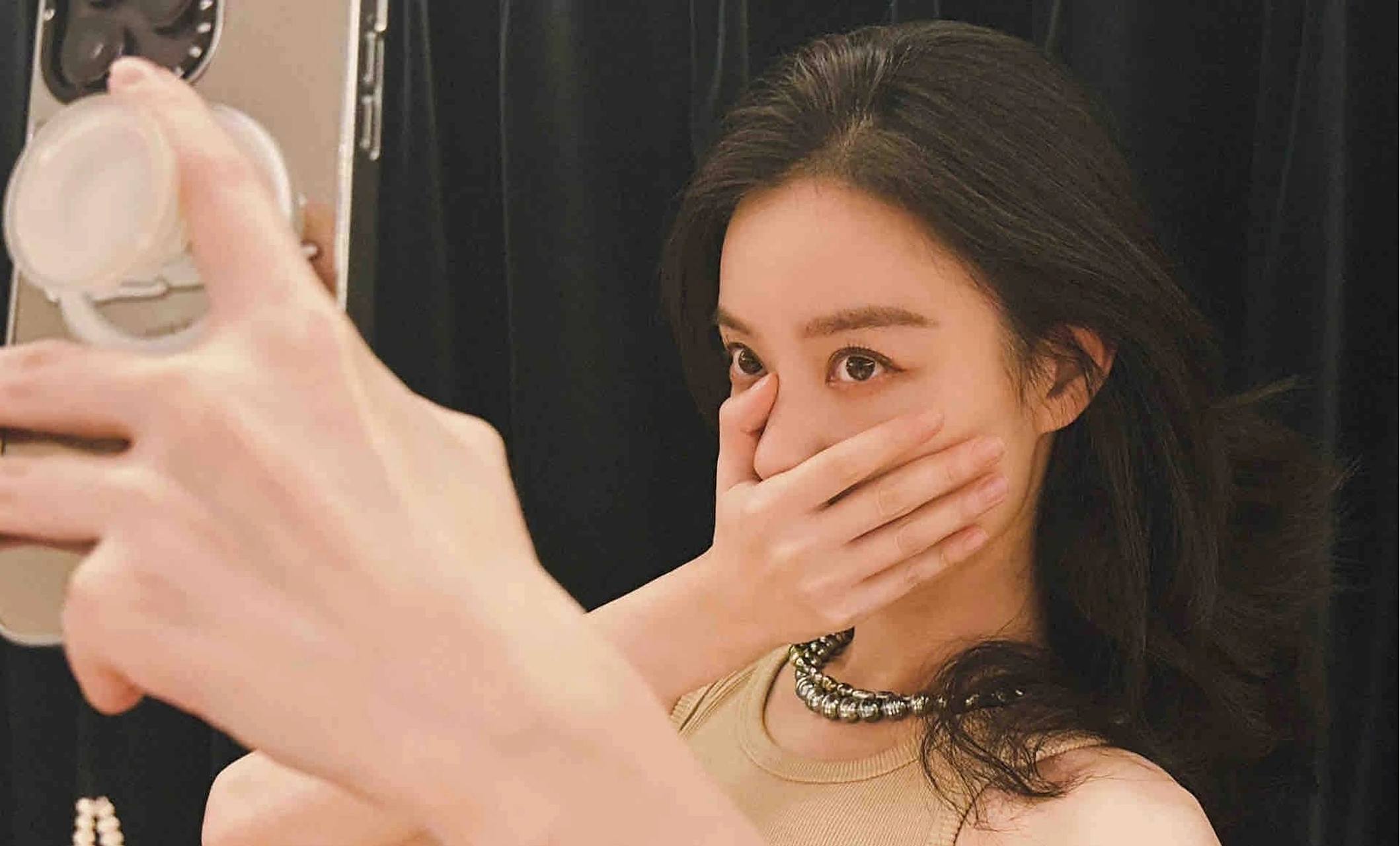 1,摩托鲜肉和综艺咖男星的关系不太好,后者录综艺的时候碰到了摩托