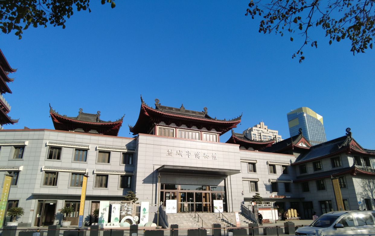盐城黄金首饰，传统与时尚的完美结合