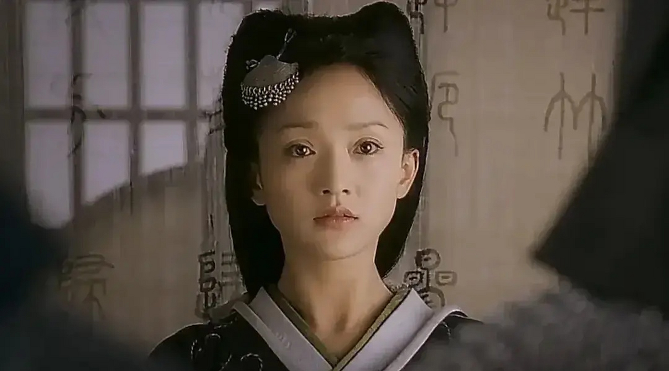 看看画皮1导演陈嘉上和画皮2导演乌尔善的对比,同一个周迅同一个角色