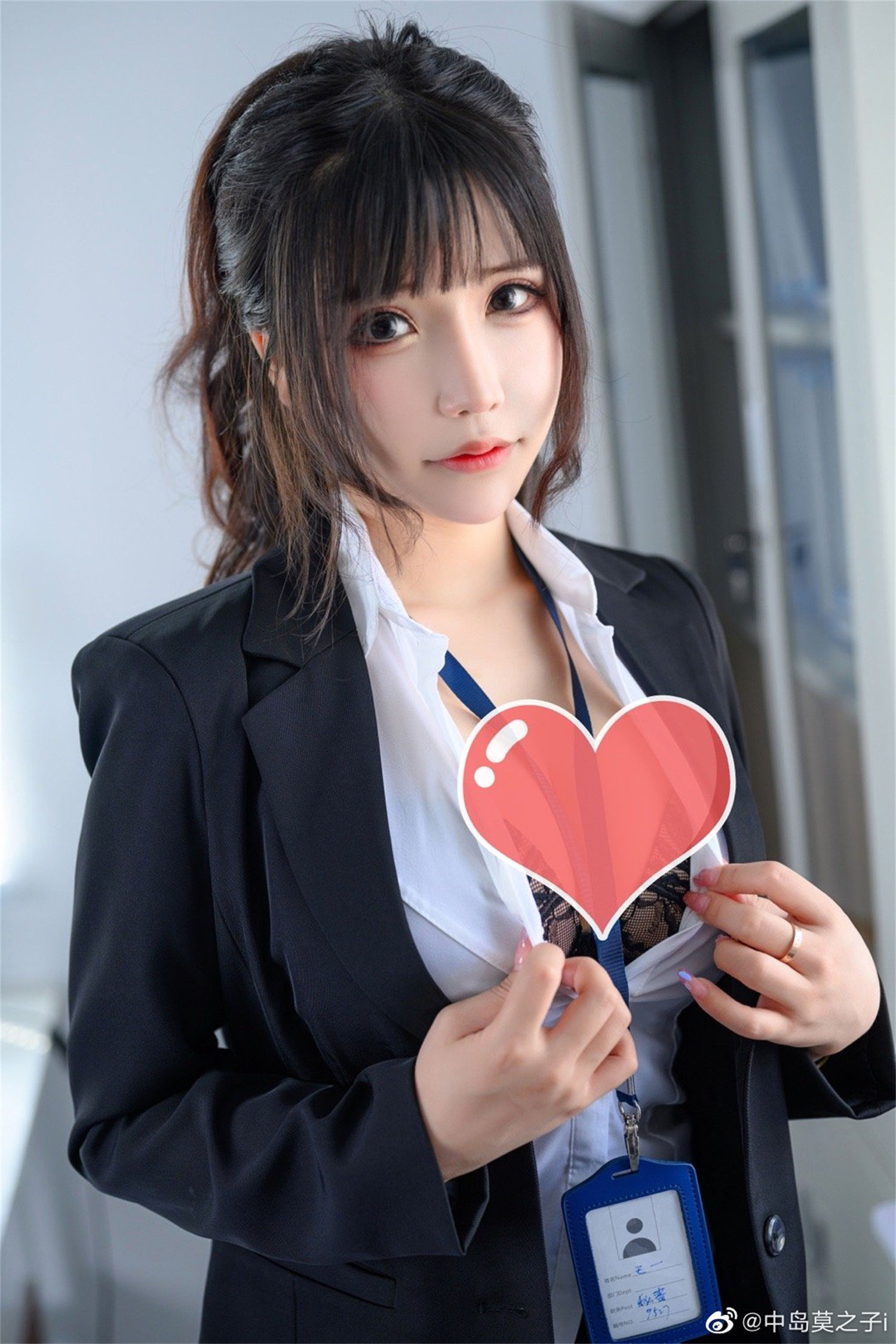 中岛莫之子是干什么的?中岛莫之子i的秘书太太! 中岛莫之子是干什么的?中岛莫之子i的秘书太太!