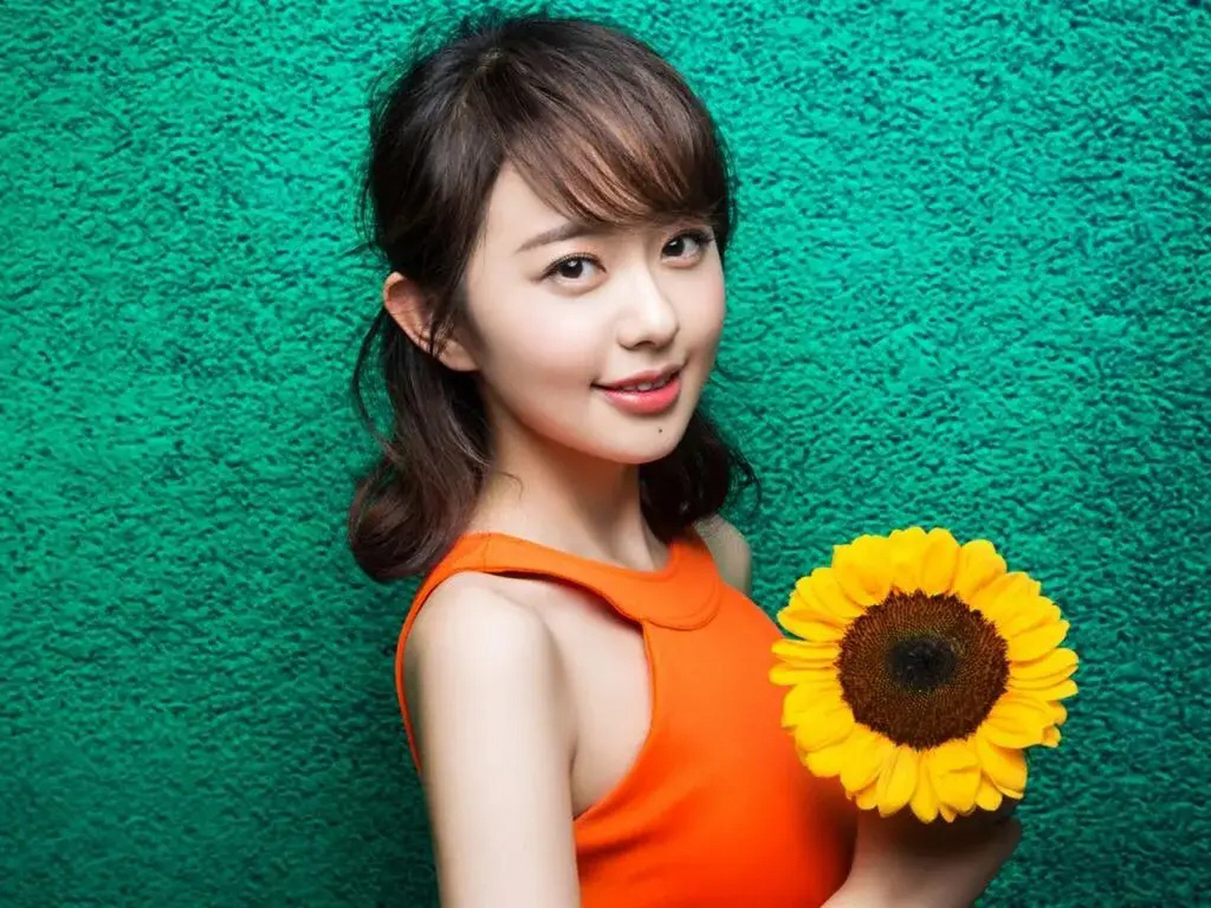 潘金莲的扮演者孙耀琦真美!