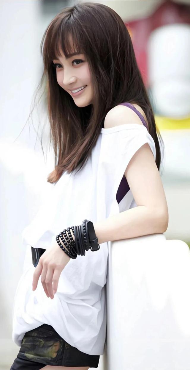 明星壁纸分享—姚笛