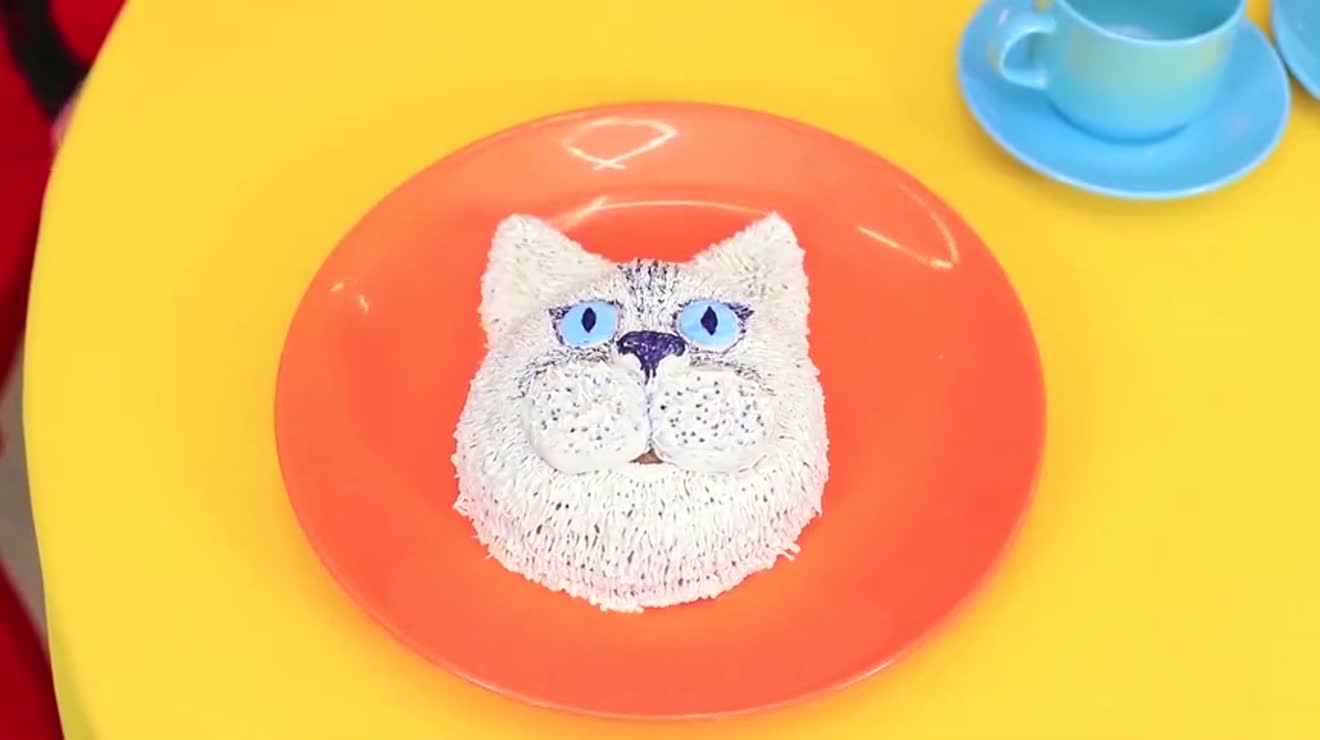 饼干加巧克力,diy手工自制猫咪造型巧克力蛋糕,太开心了