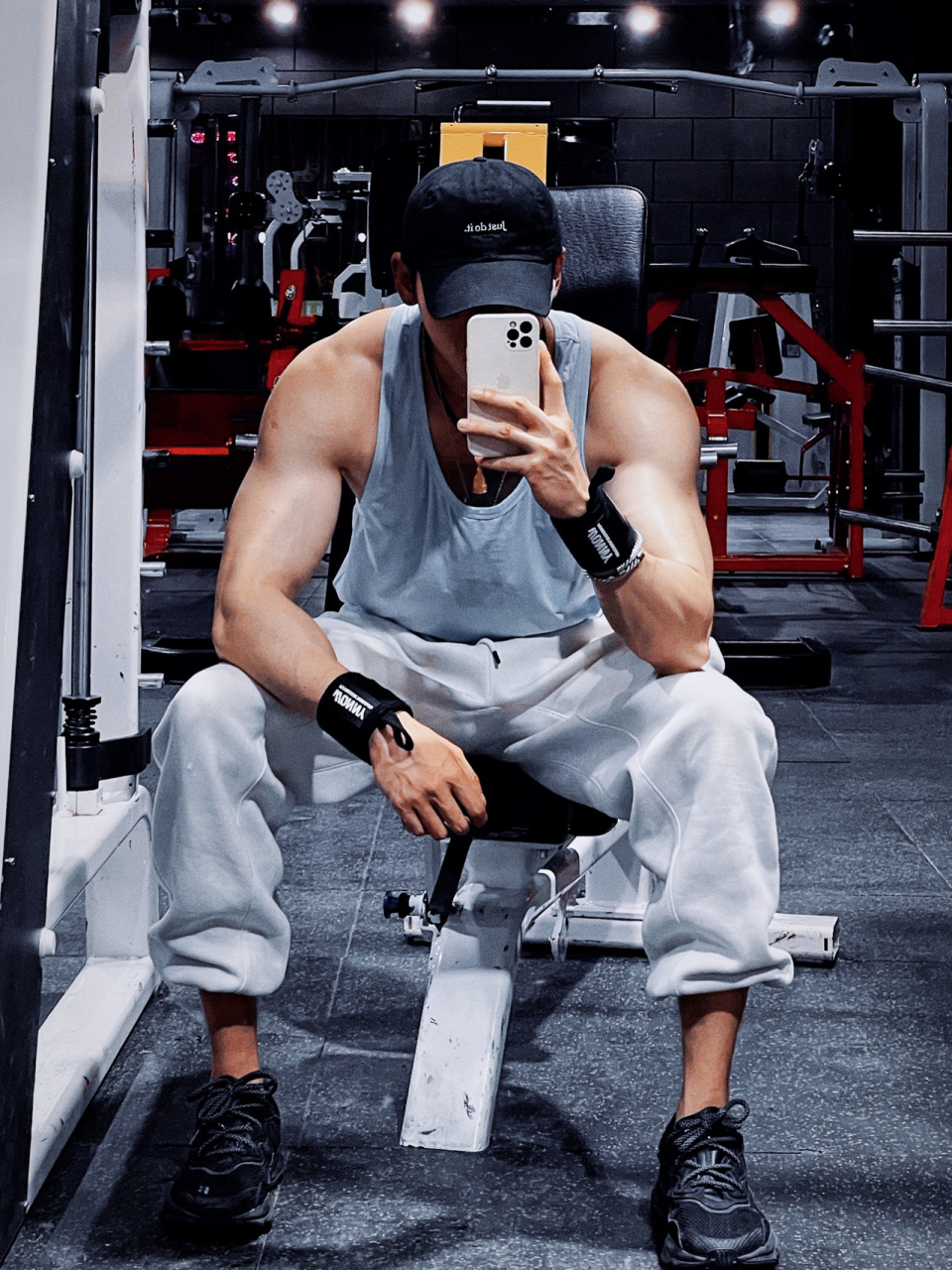 健身# #猛男# #运动