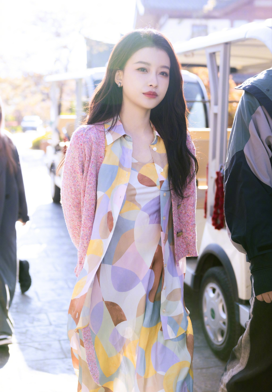 孙怡录制新综艺《五十公里桃花坞3》, 惬意自在的氛围感, 祝姐姐春游