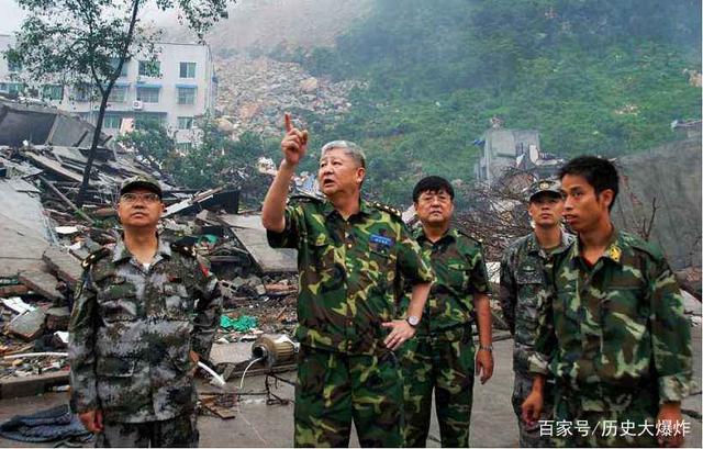 他是开国上将的长子,后为成都军区副司令,汶川地震中立下大功