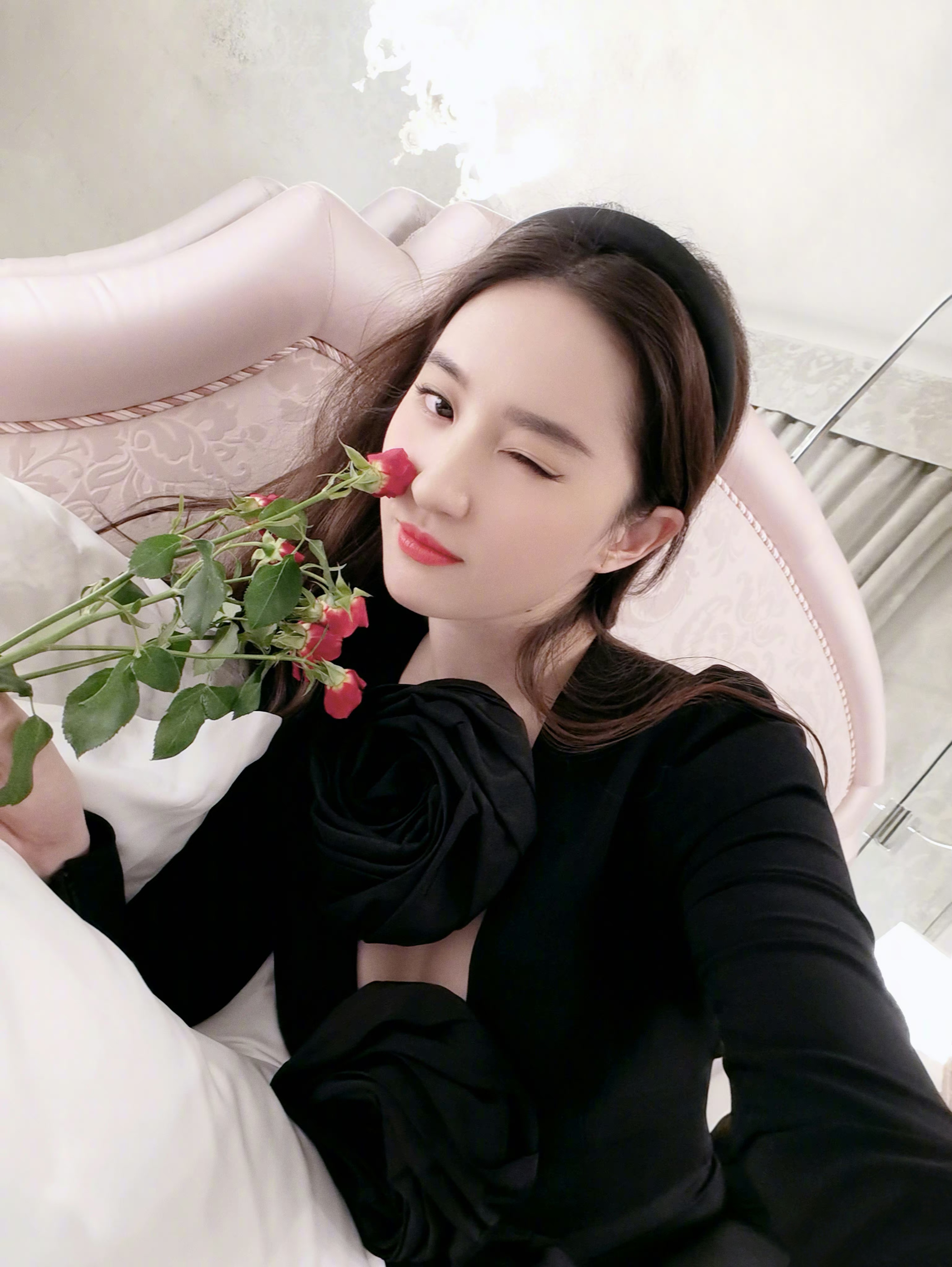 亦菲又清库存了