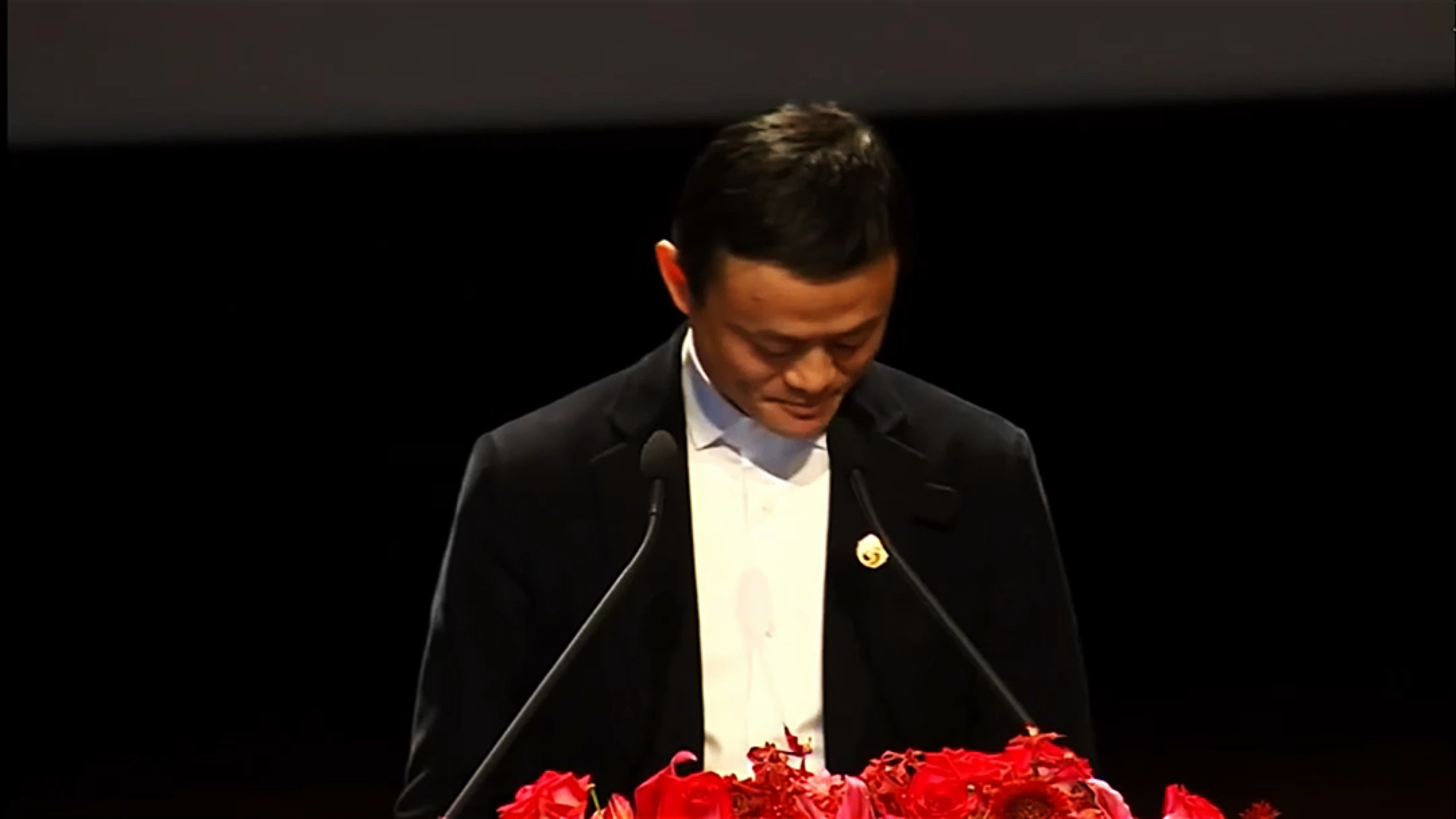 2023年第三碗毒鸡汤来自《马云》:这演讲彻底把我治愈了