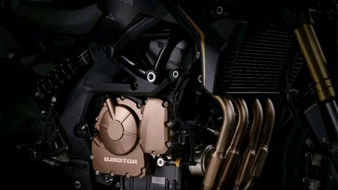 23款钱江追600:圆灯造型 直四动力,价格下调4000元!