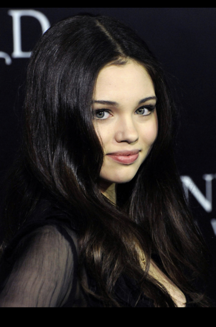 英迪娅·埃斯利(india eisley),1993年10月29日出生于美国加州洛杉矶