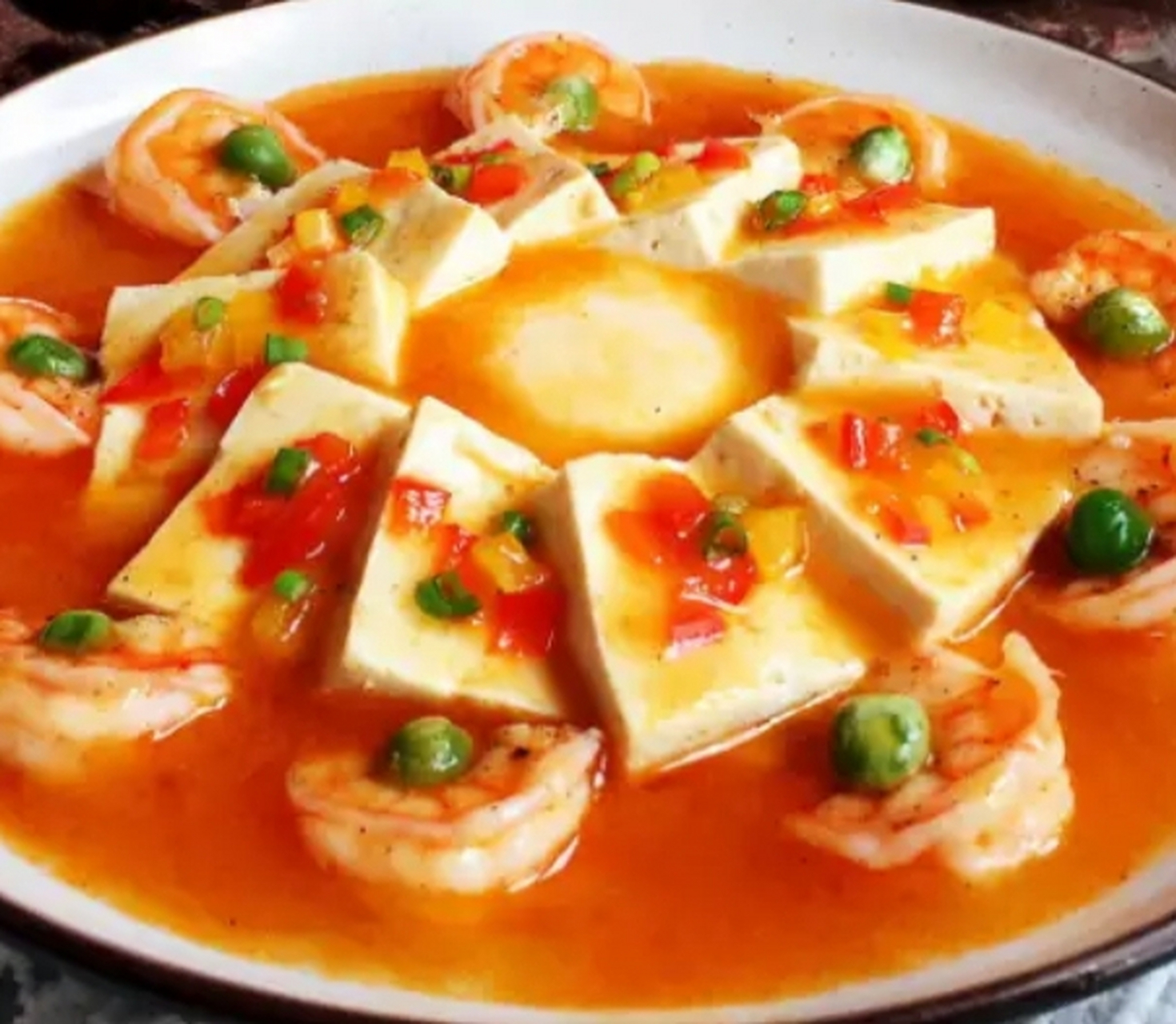 我的美食分享#  豆腐虾仁蒸蛋  做法:  1:大虾取出虾仁,再开背去掉