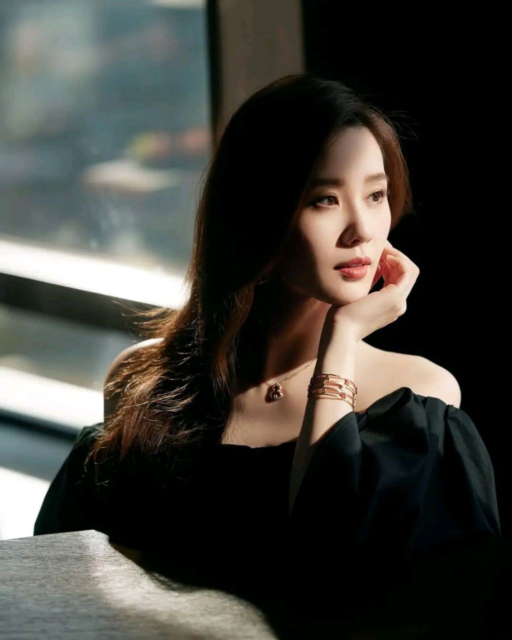 刘诗诗,这也太好看了吧,貌美如花,肤白貌美大长腿.