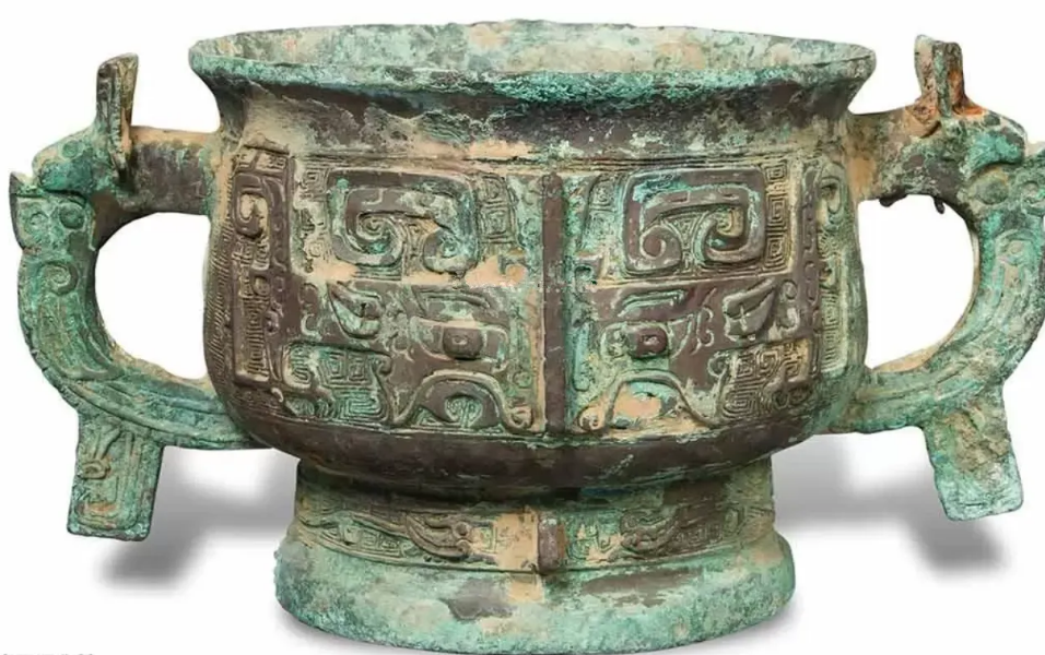 青铜器饕餮纹饰的价值分析