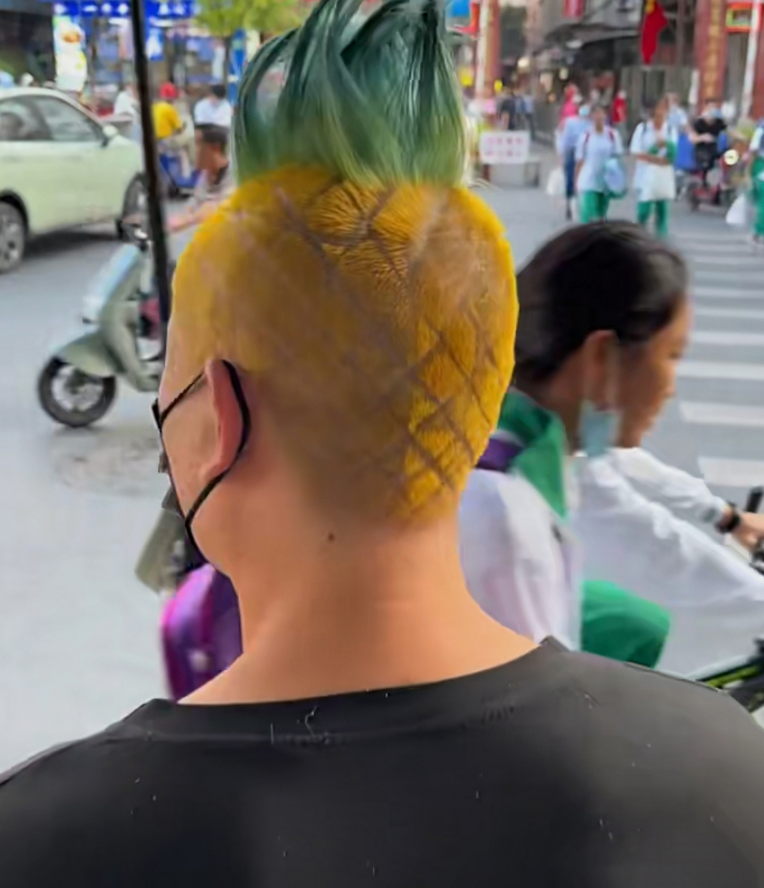 这马可菠萝头逼真吧!