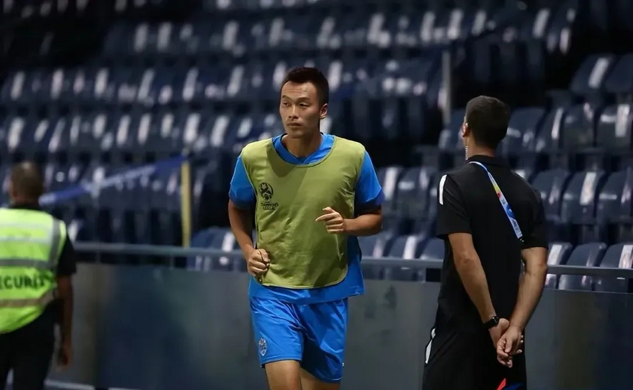 前申花空霸金信煜最近和港超杰志联系起来,他有可能获得一份港超历史