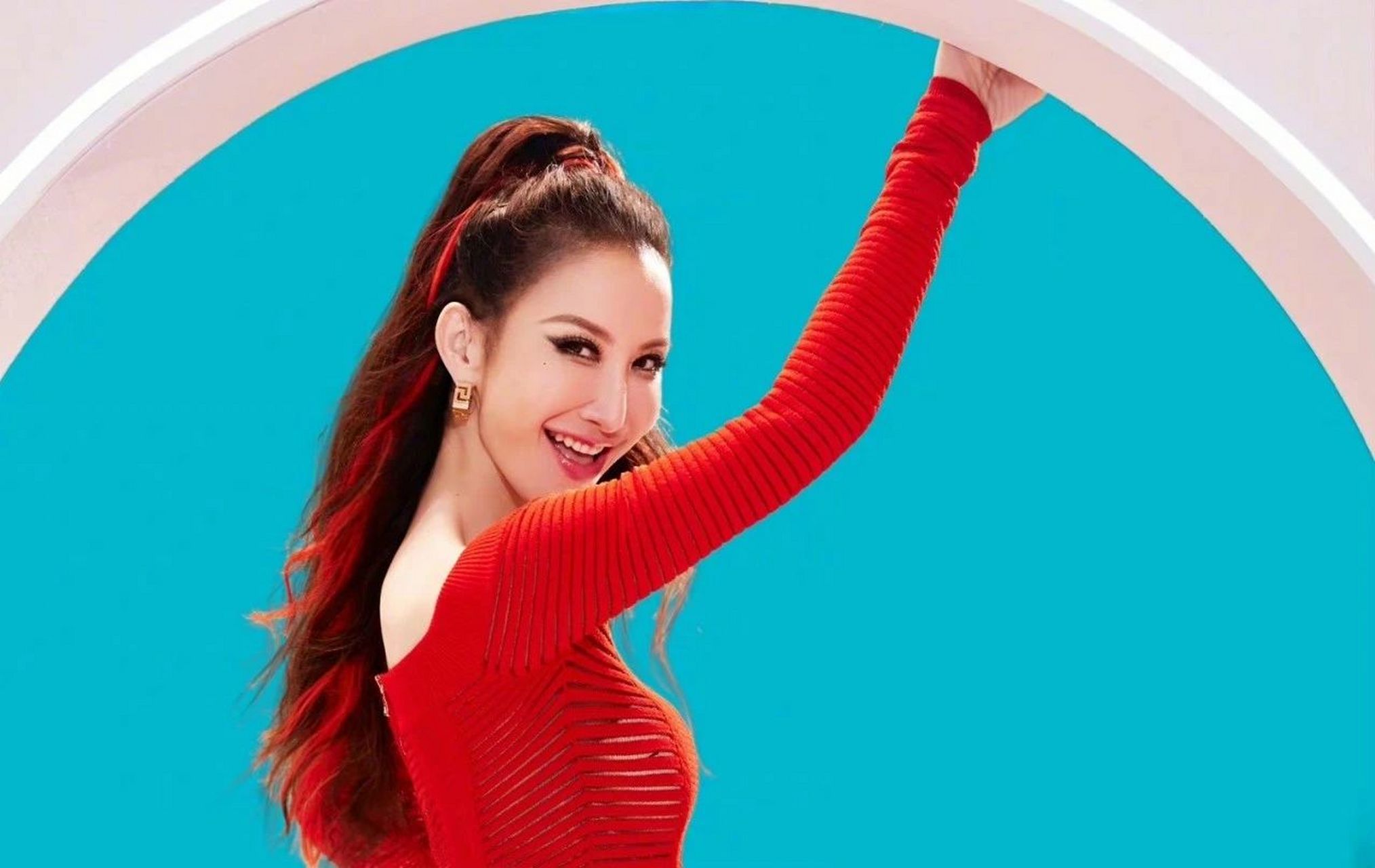 想你的365天       - 李玟 (coco lee)  春风扬起你我的离别 夏雨打湿