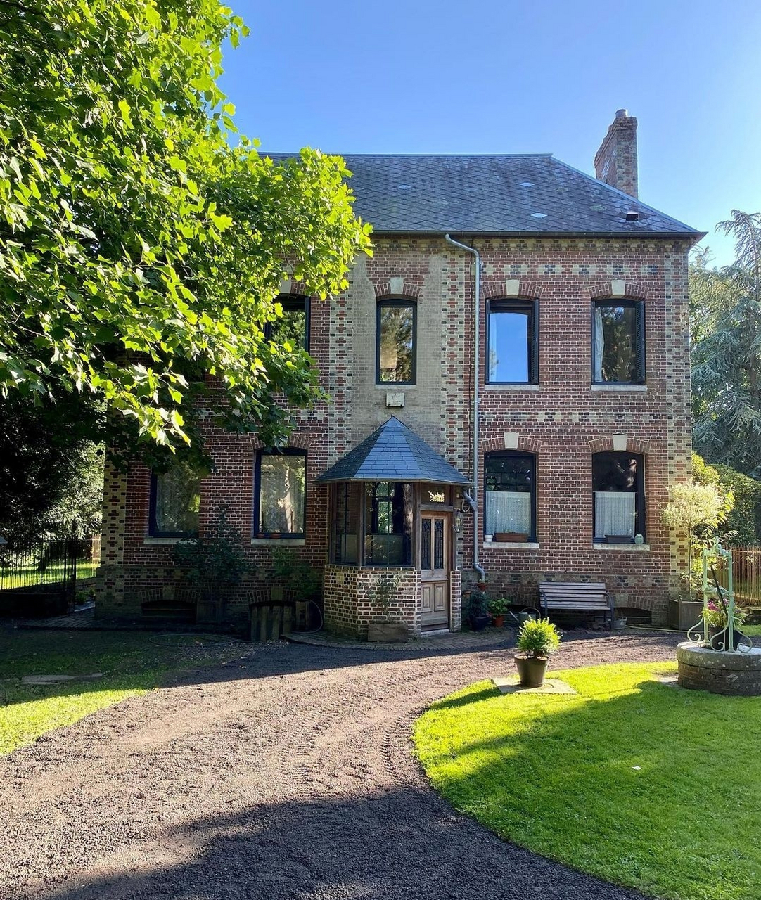 建于1887年的法国诺曼底乡村小屋919195 . 676767